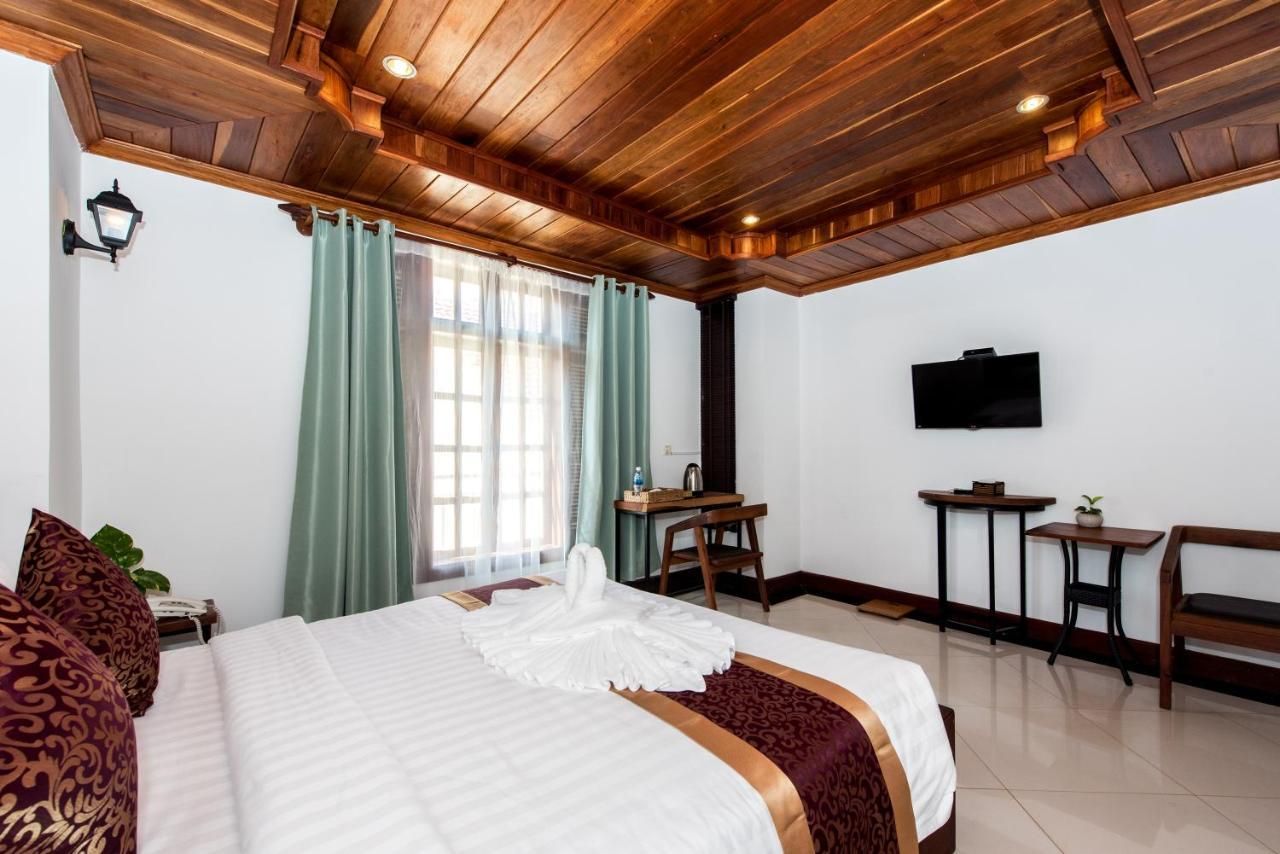 Double Room with View