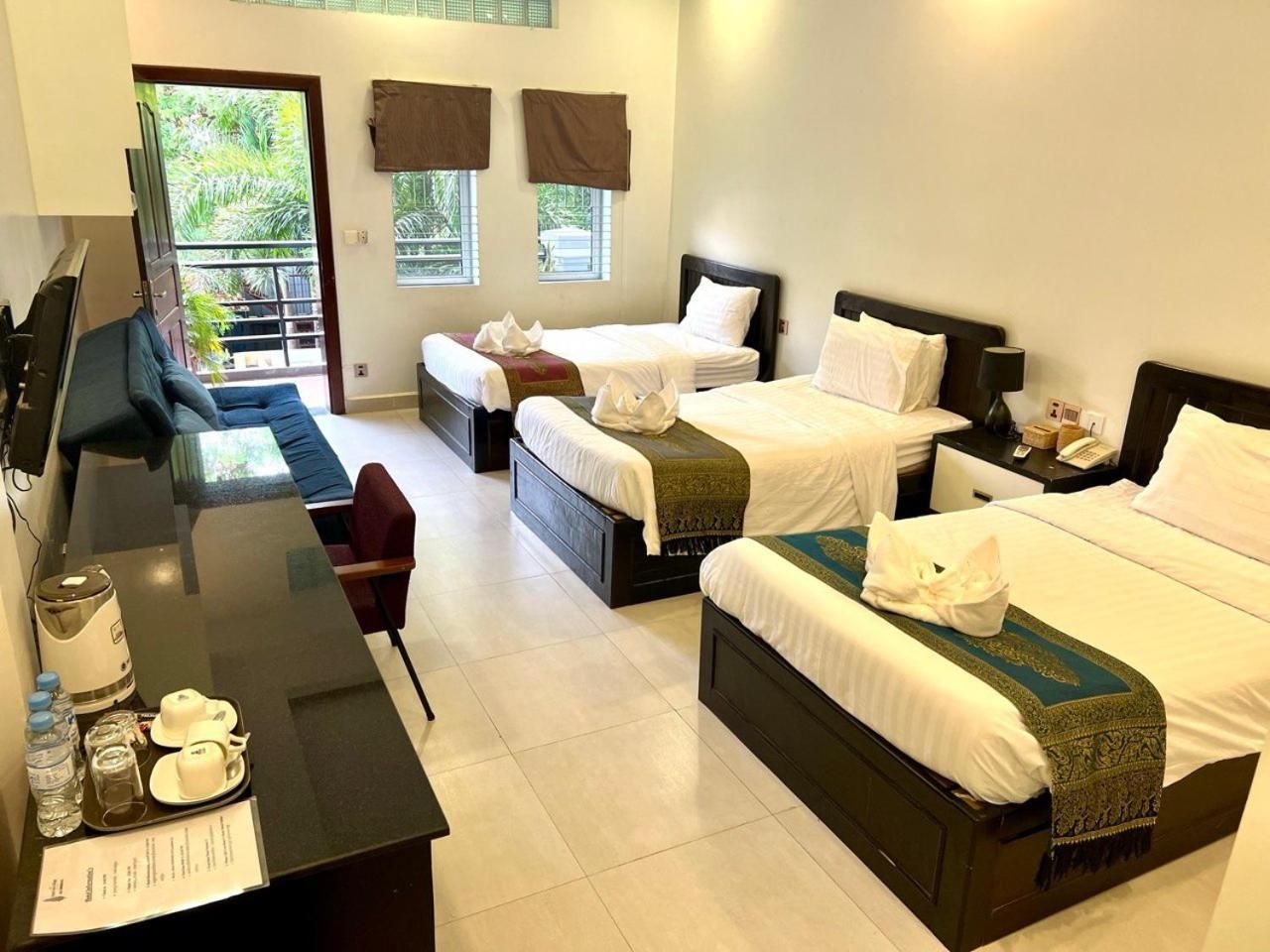 Deluxe Pool View Triple Room with Balcony