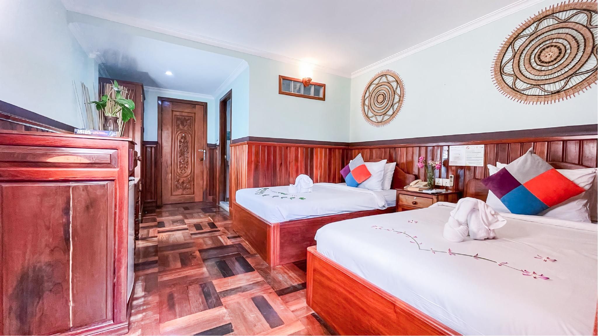 Premier Room
