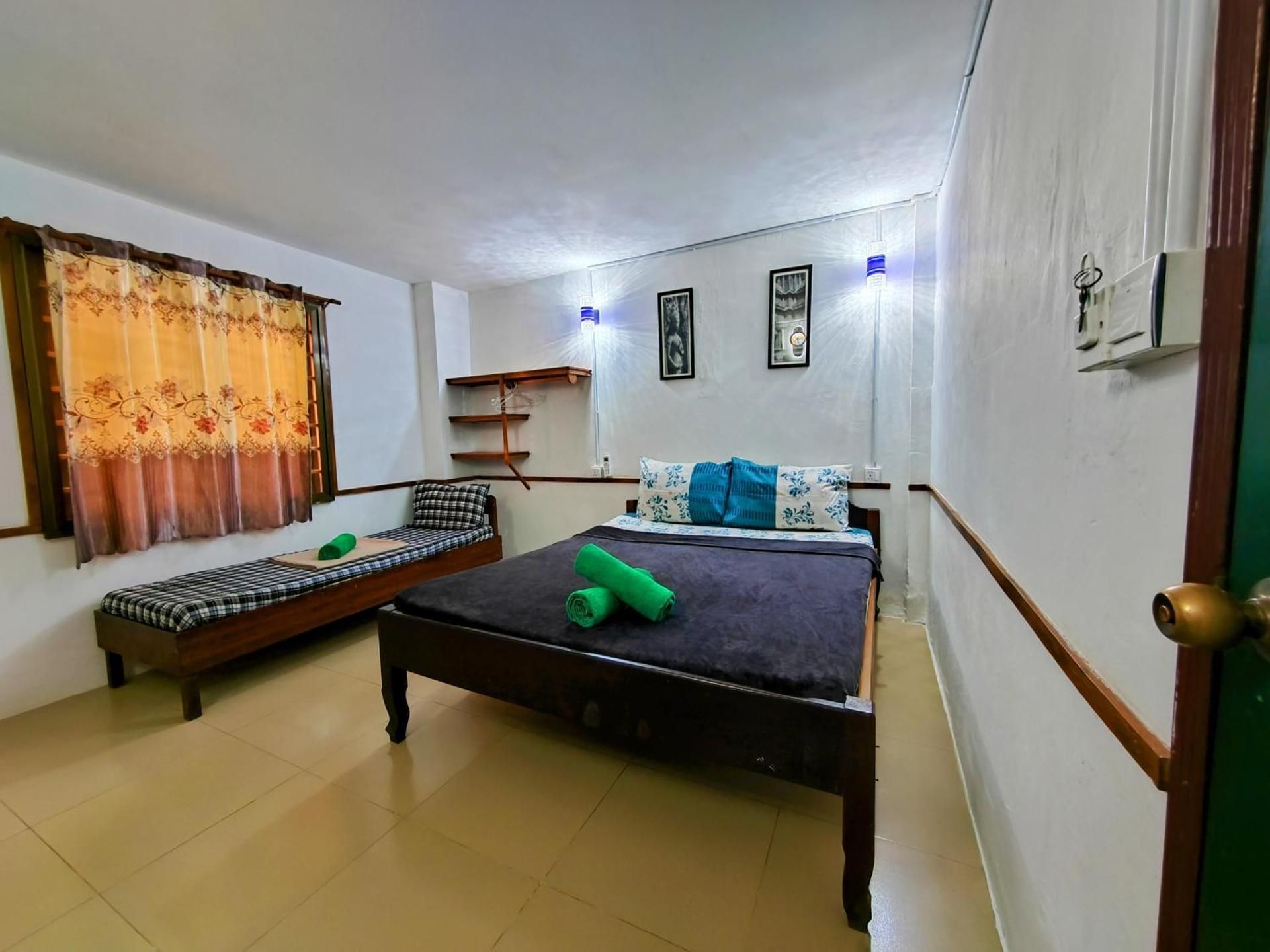  Deluxe Twin Room Type A