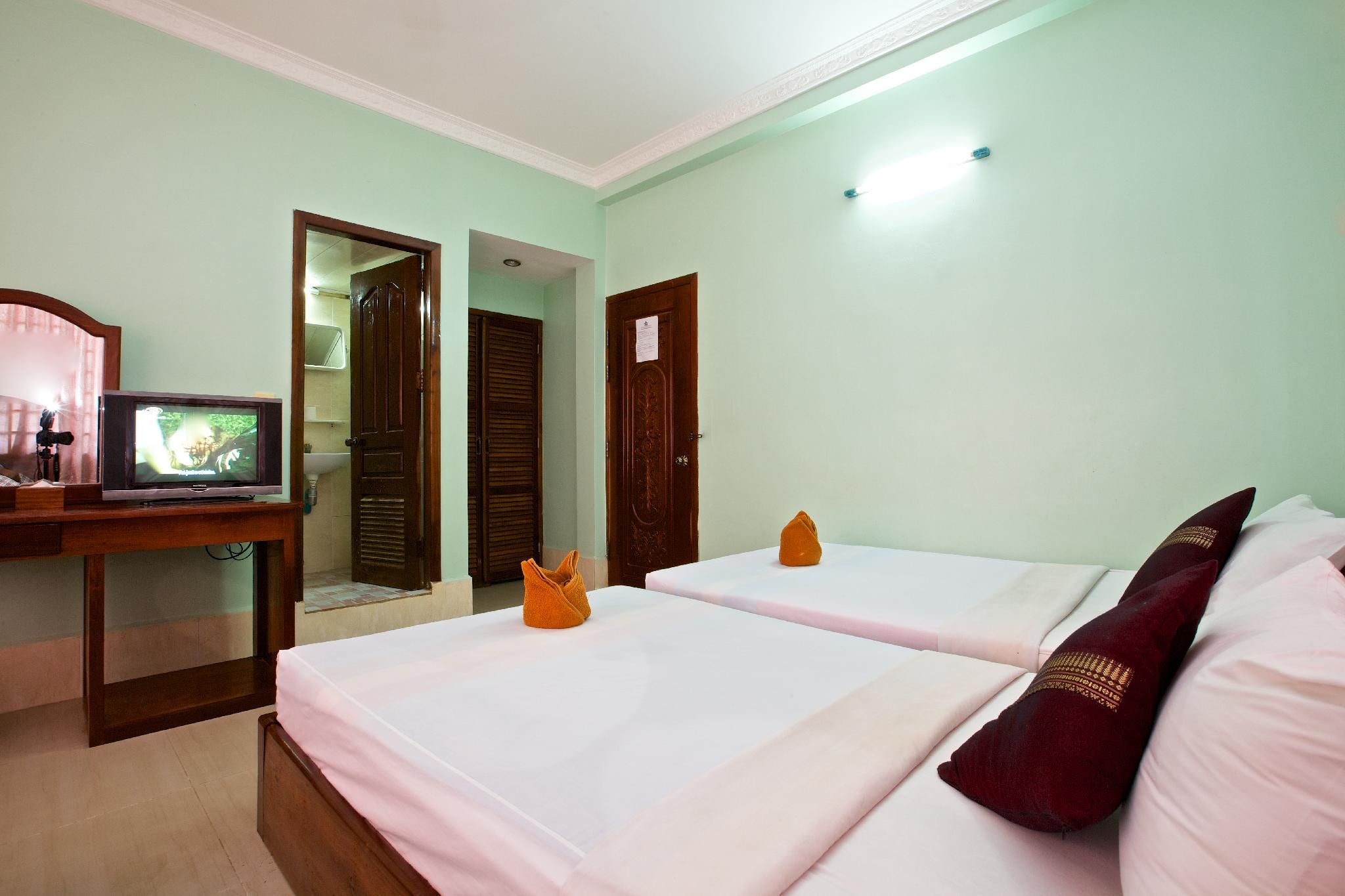 Triple Bed - AC Room