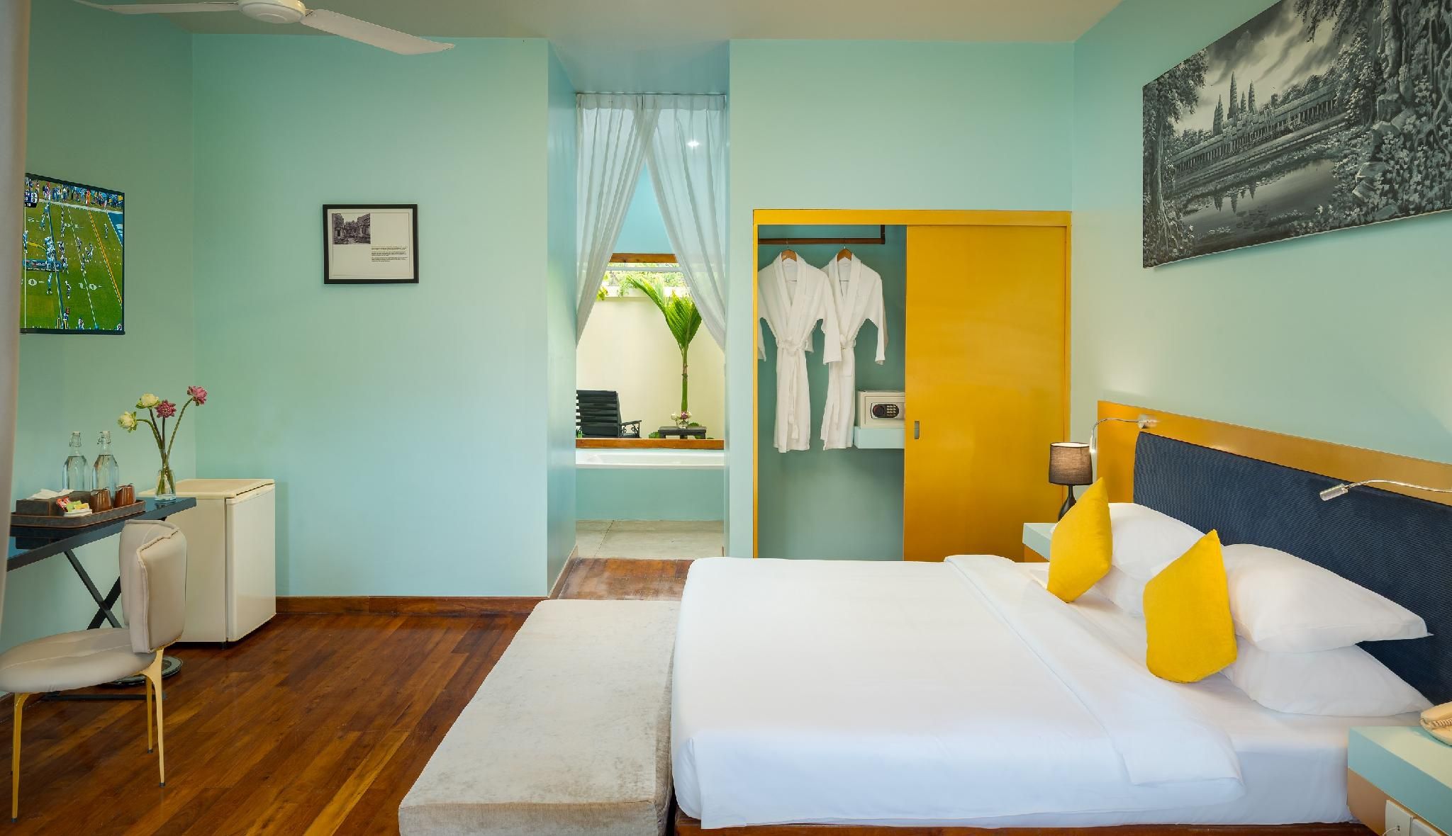 Suite with Private Garden