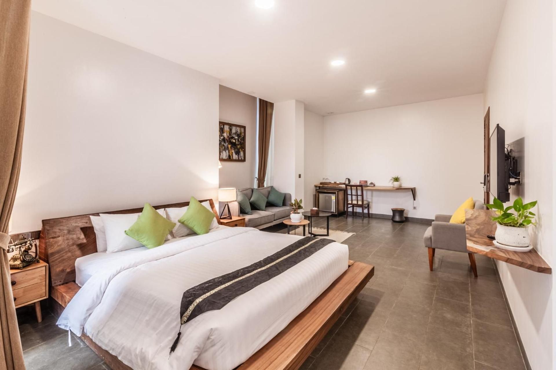 Deluxe Suite