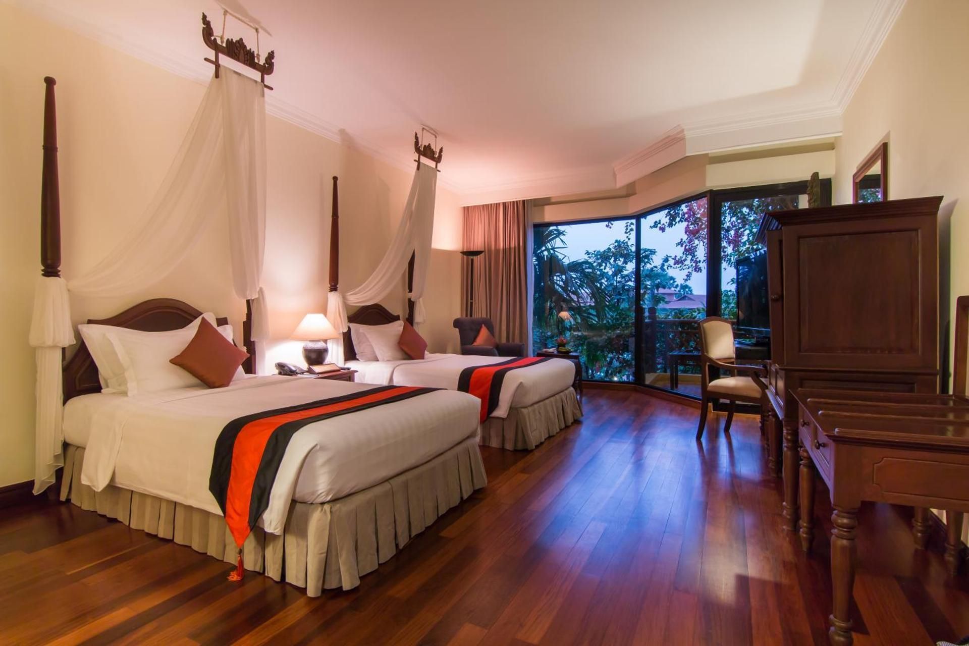 Deluxe Room with Balcony