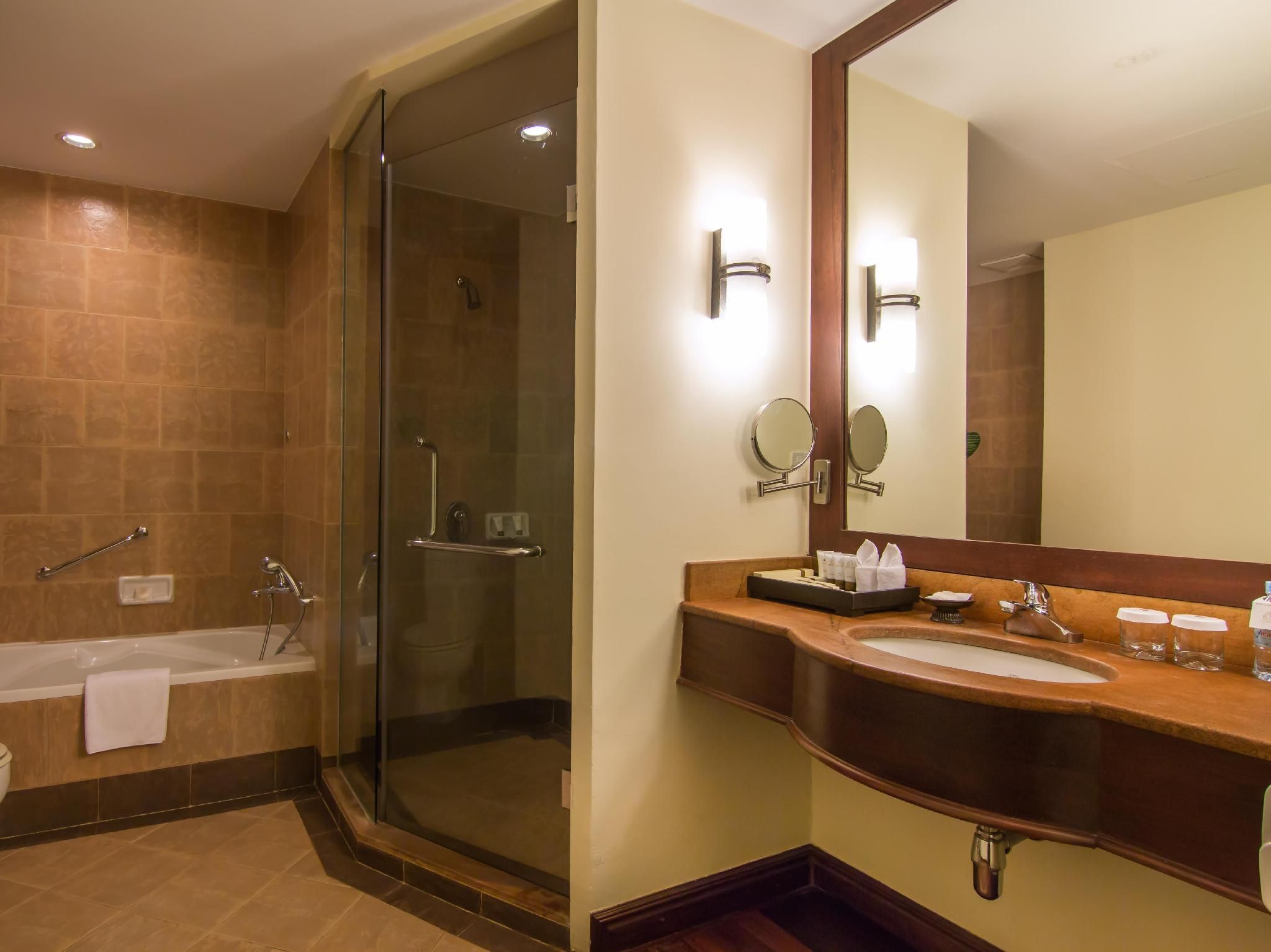 Palace Premier Club - Access to Club Lounge