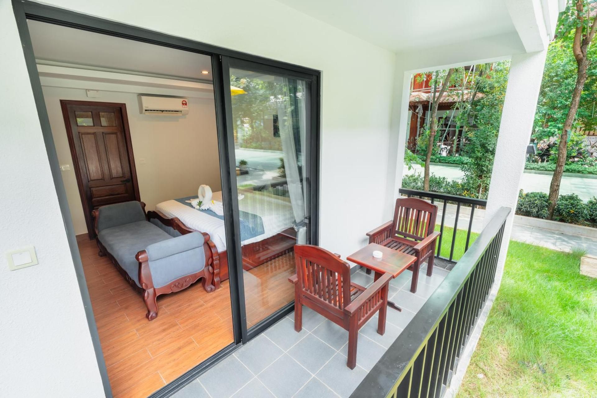 Deluxe Double with Balcony
