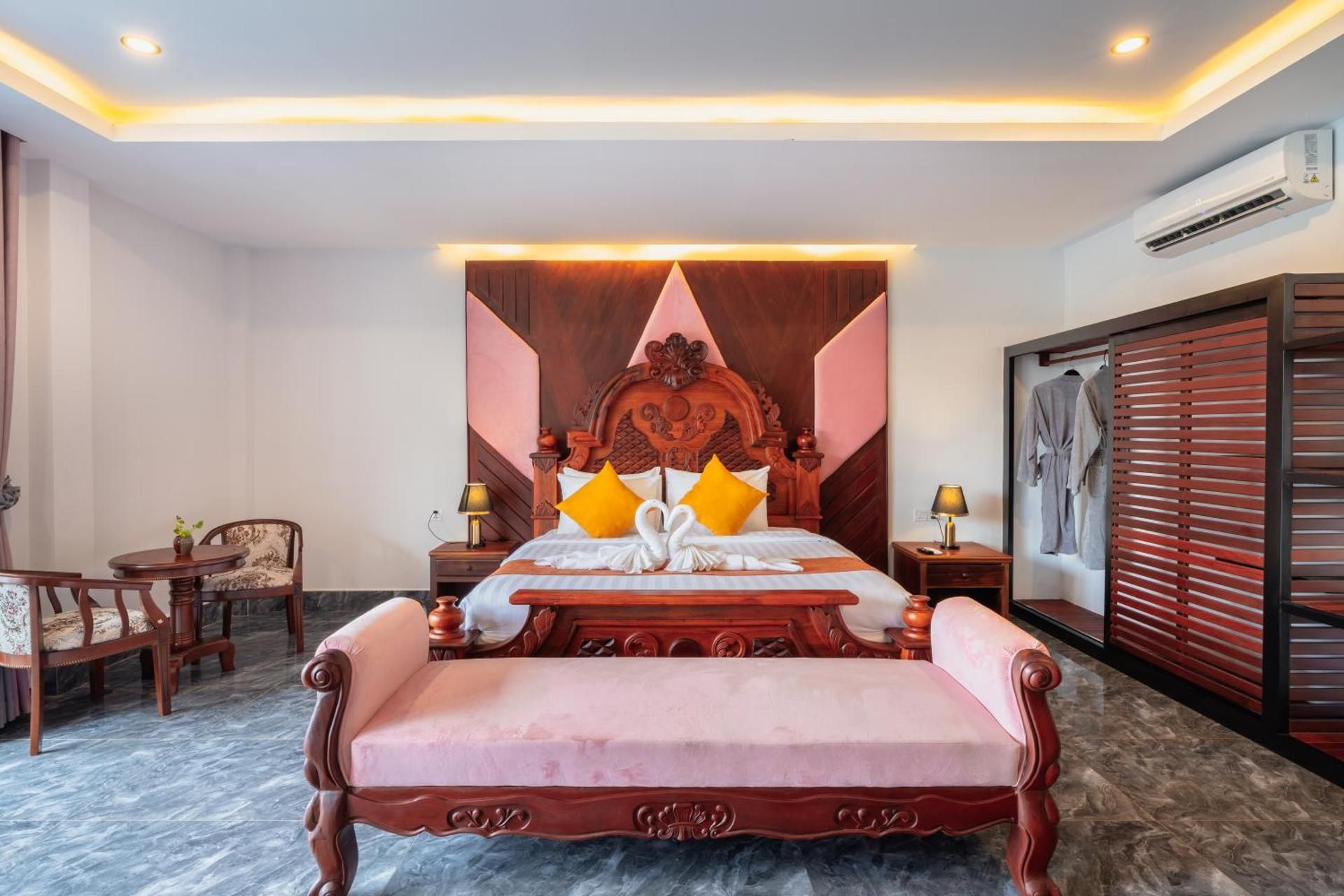 King Suite with Balcony