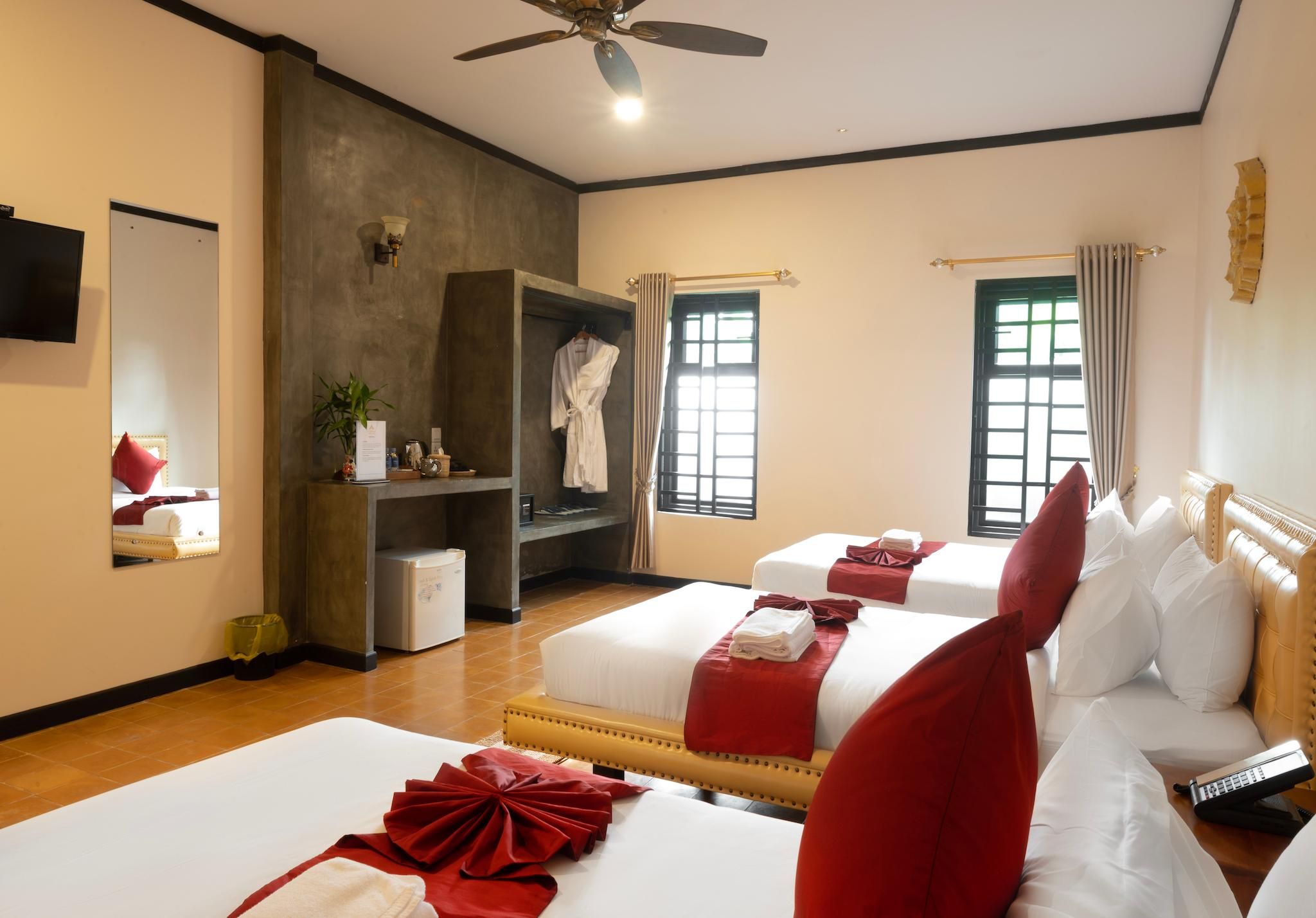 Deluxe Triple Room