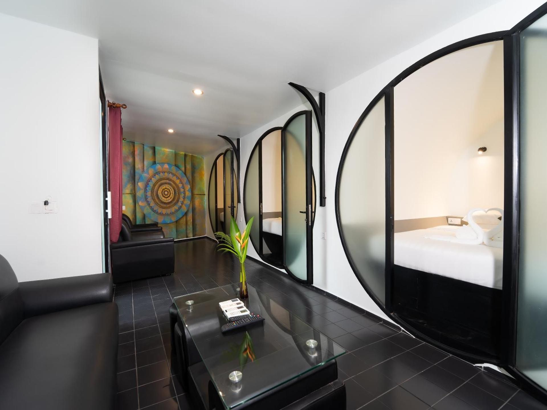 Family-Style 3-Bedroom Unique Villa by Tunnel Three-Bedroom Villa