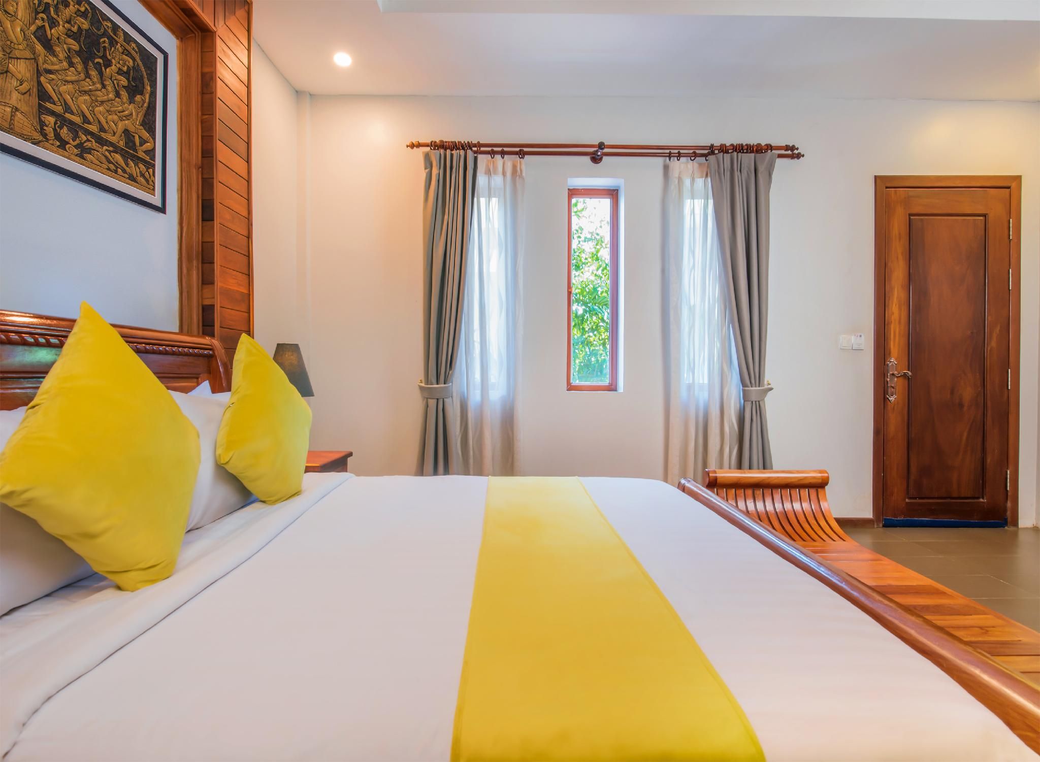 Deluxe Double Room with Pool Access