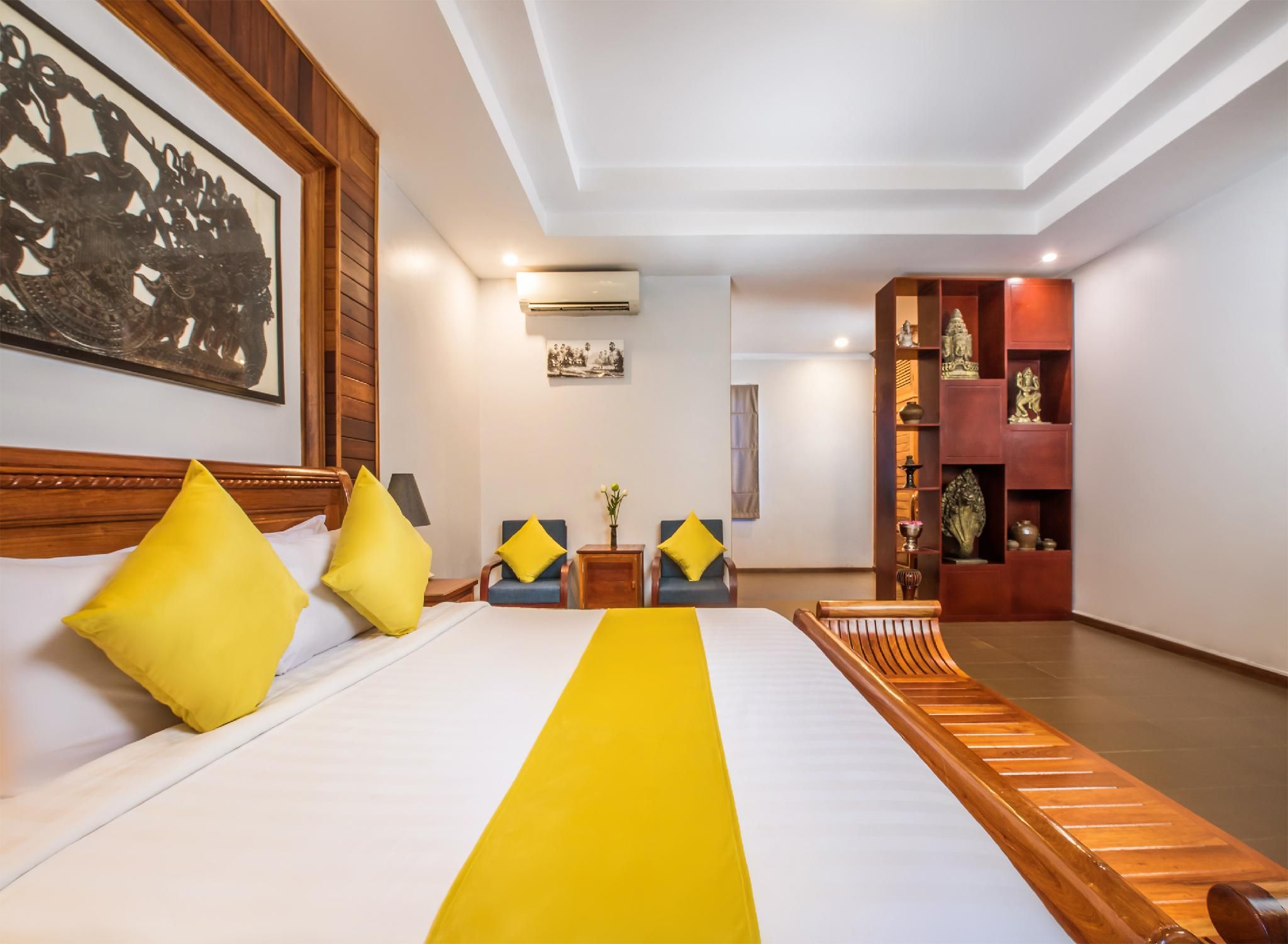 King Suite Room