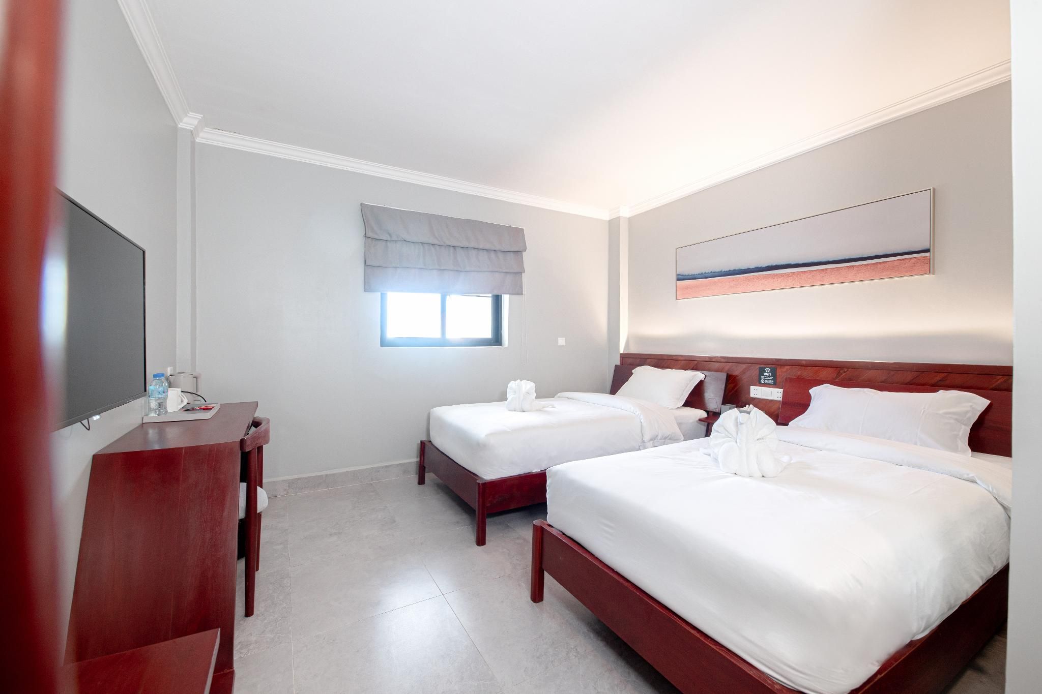 2 Bed Twin Superior Room