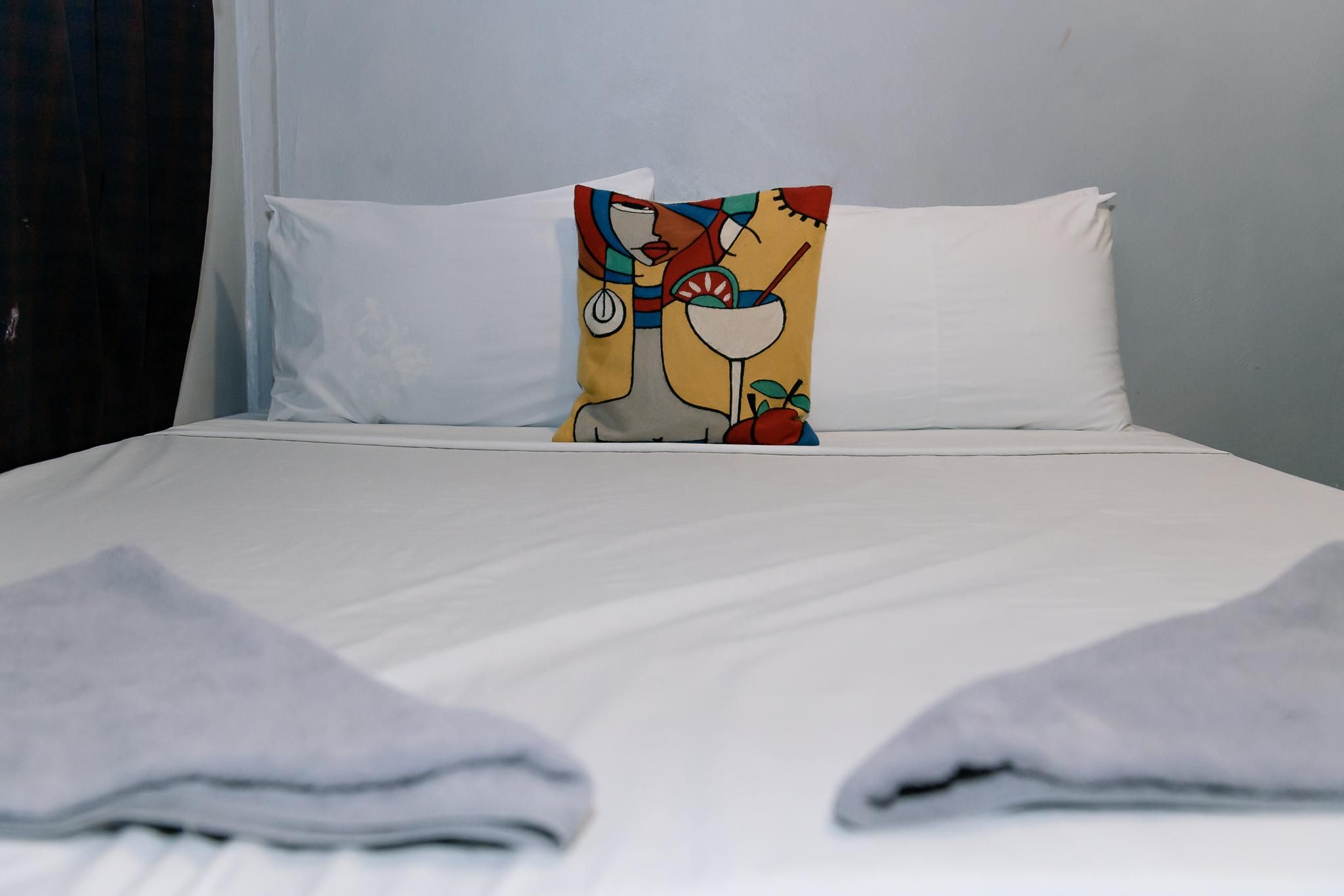 Deluxe Twin