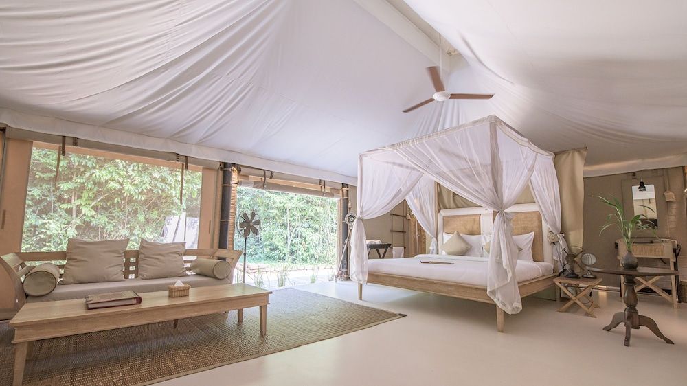 The Beige Superior Tent, 1 King Bed, Garden View