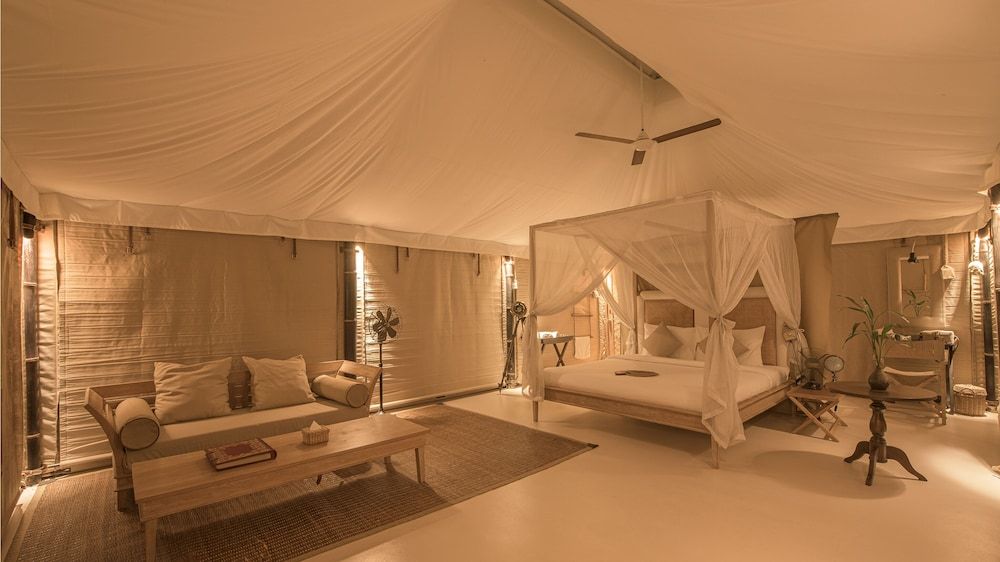 The Beige Superior Tent, 1 King Bed, Garden View 3