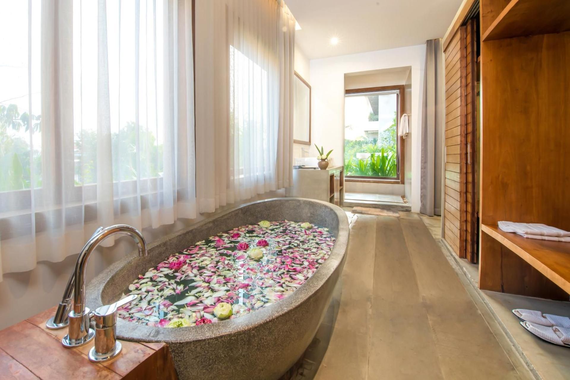Cabana Suite