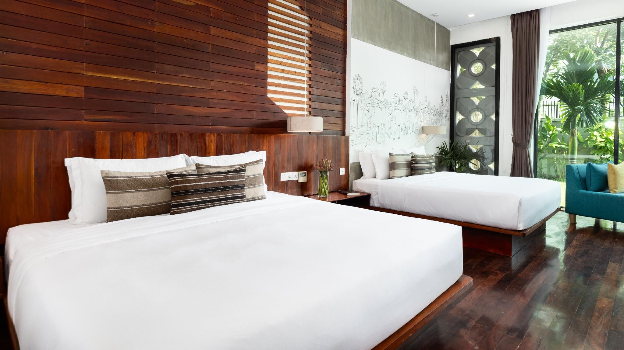 Royal 2-Bedroom Suite