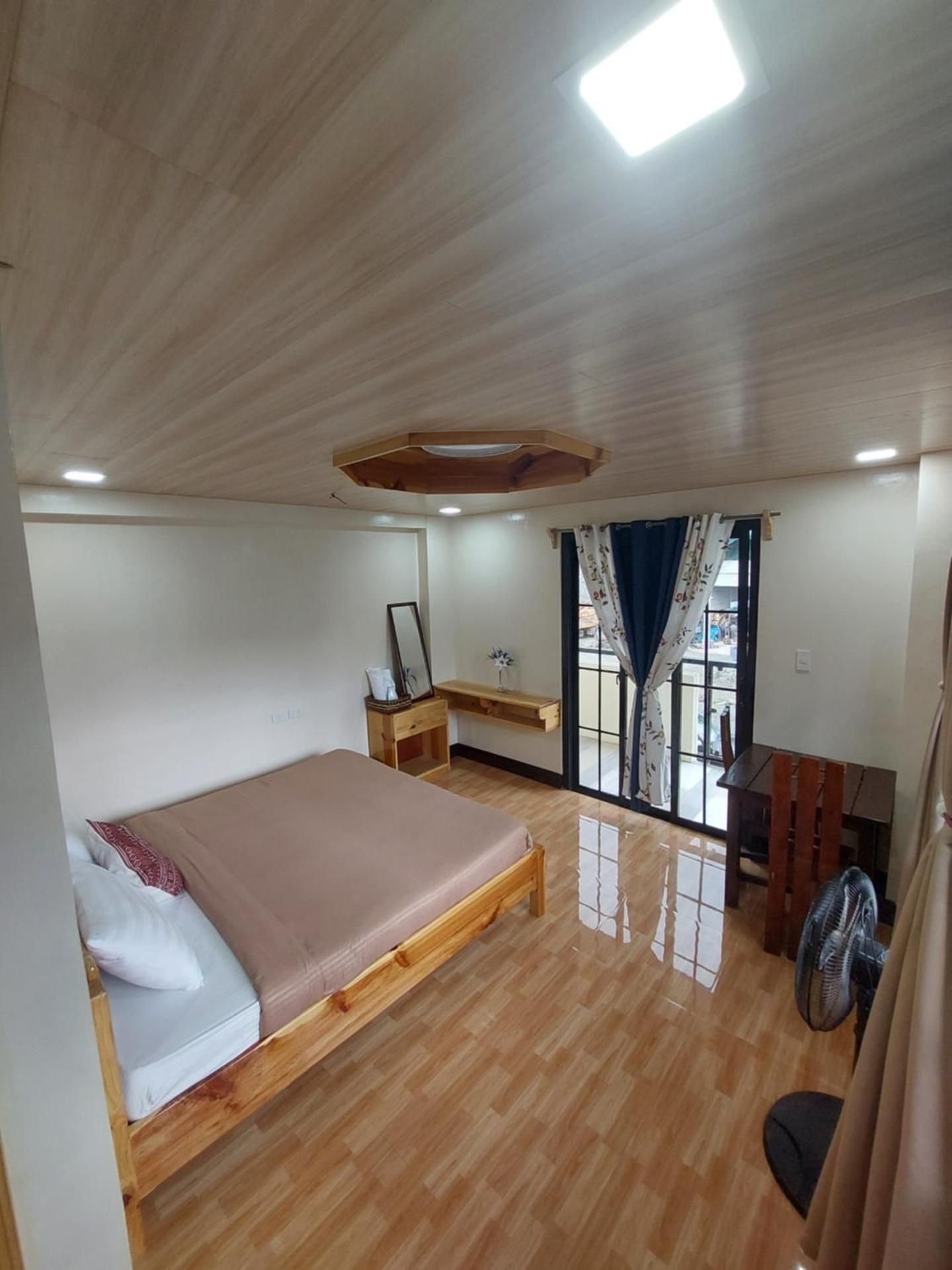 King Suite with Balcony