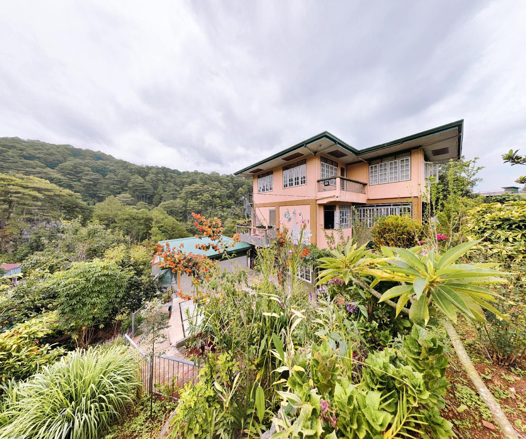 Inandako's Bed and Breakfast