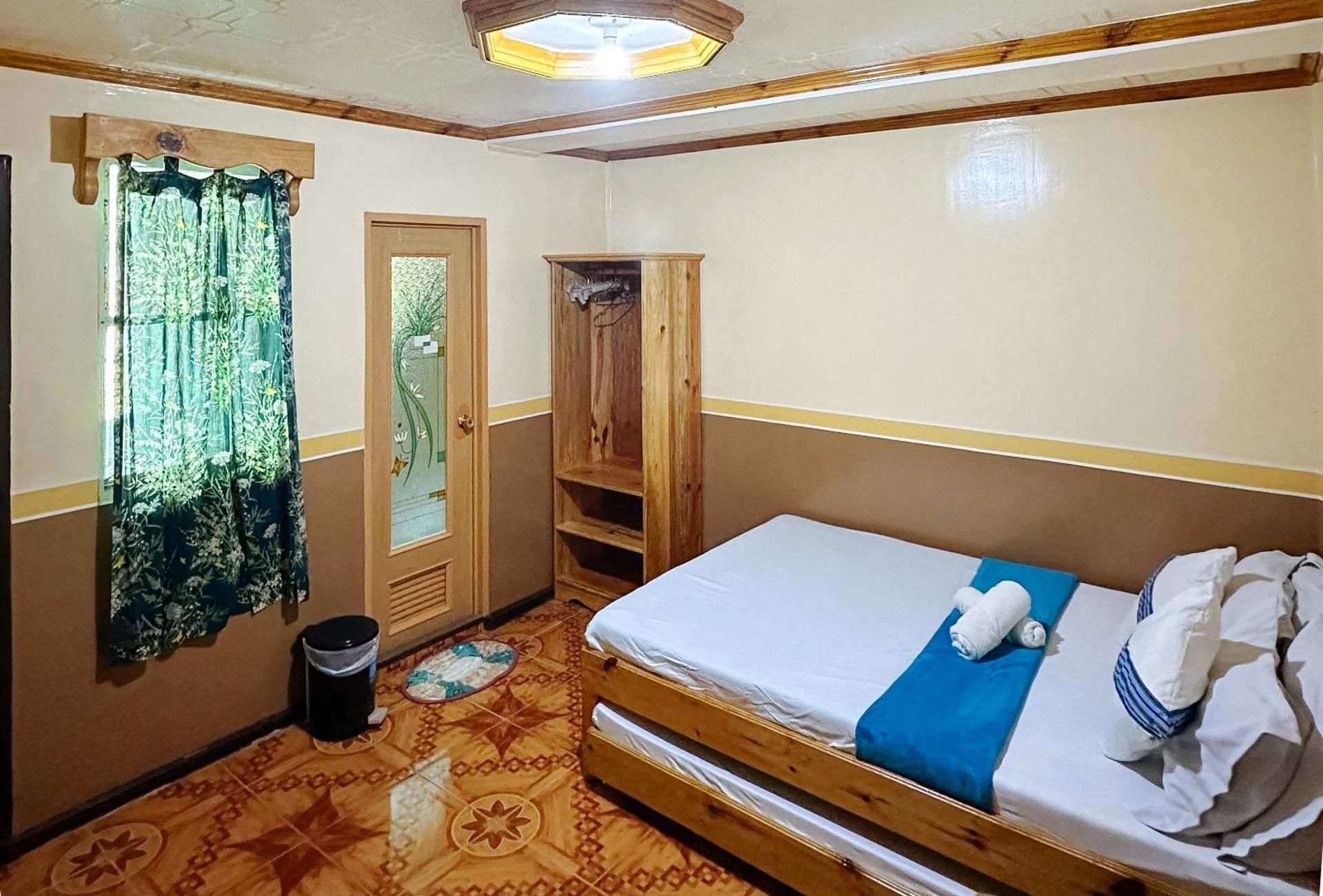 RedDoorz @ Bilza Lodge Sagada Double Room