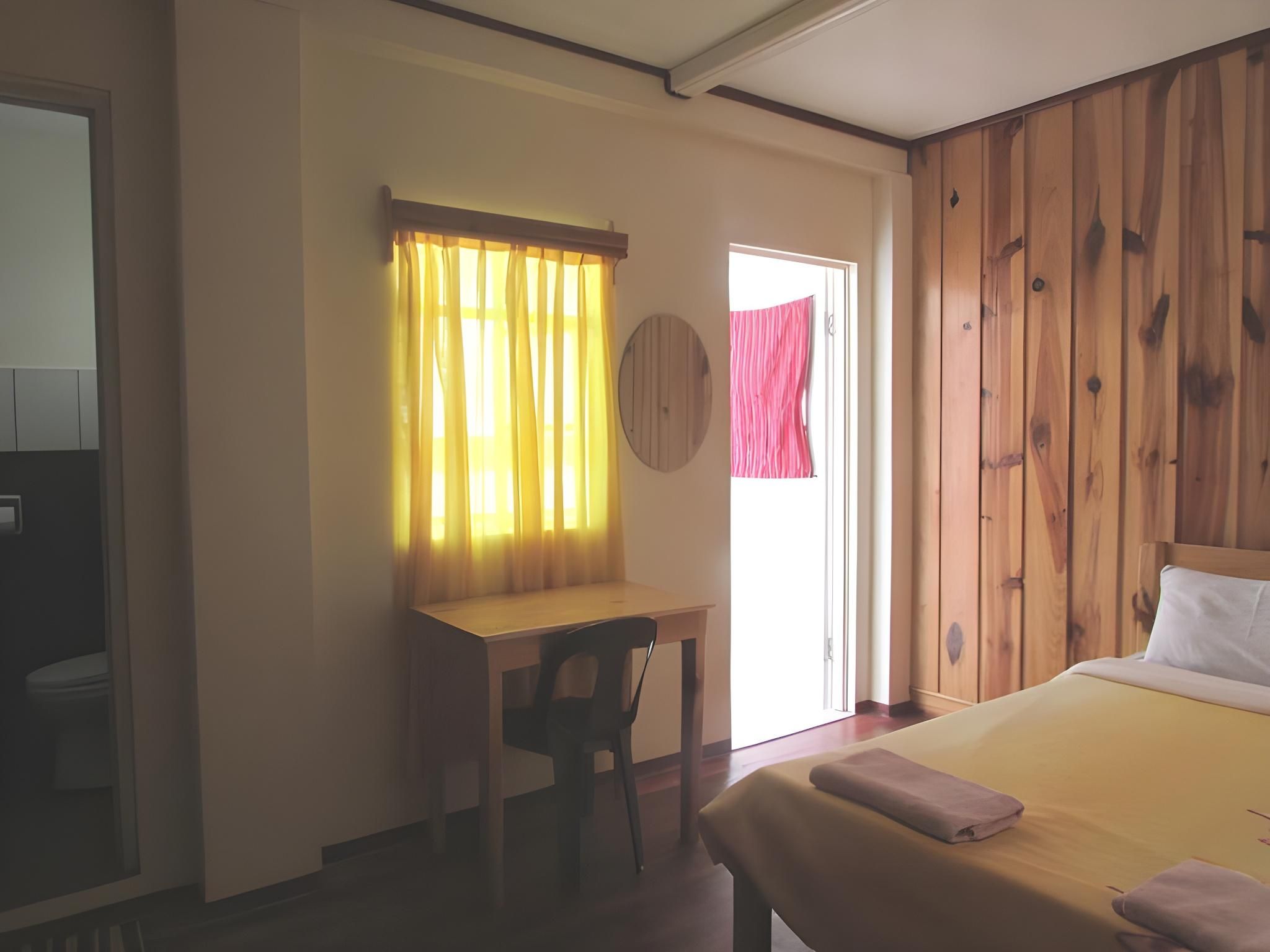 Standard Double Room with Private Bathroom