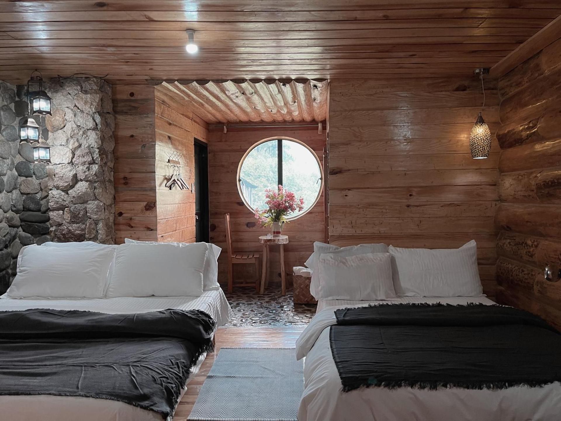 Quadruple Room with Mountain View