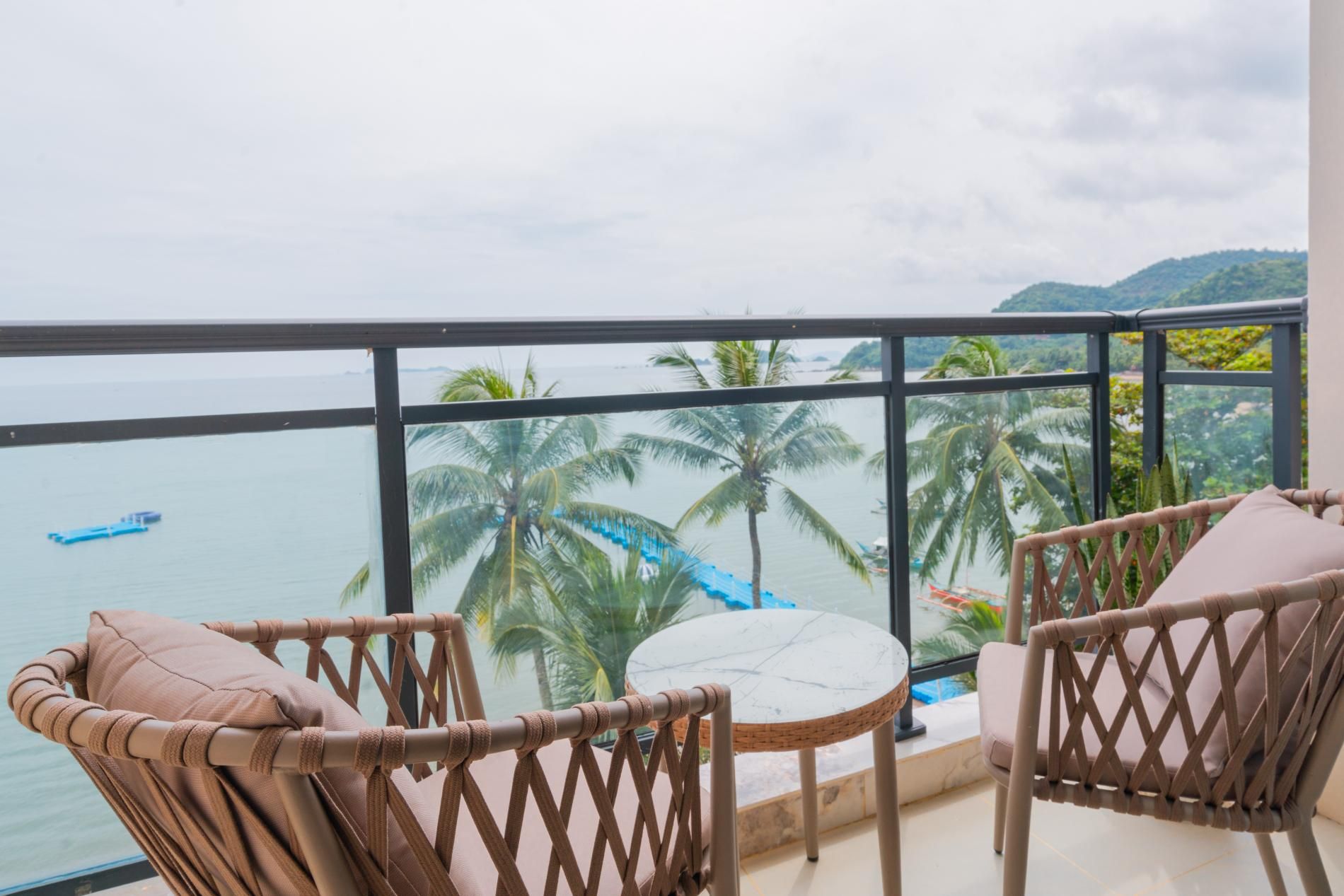 Angel Garden Resort Deluxe Sea View 2