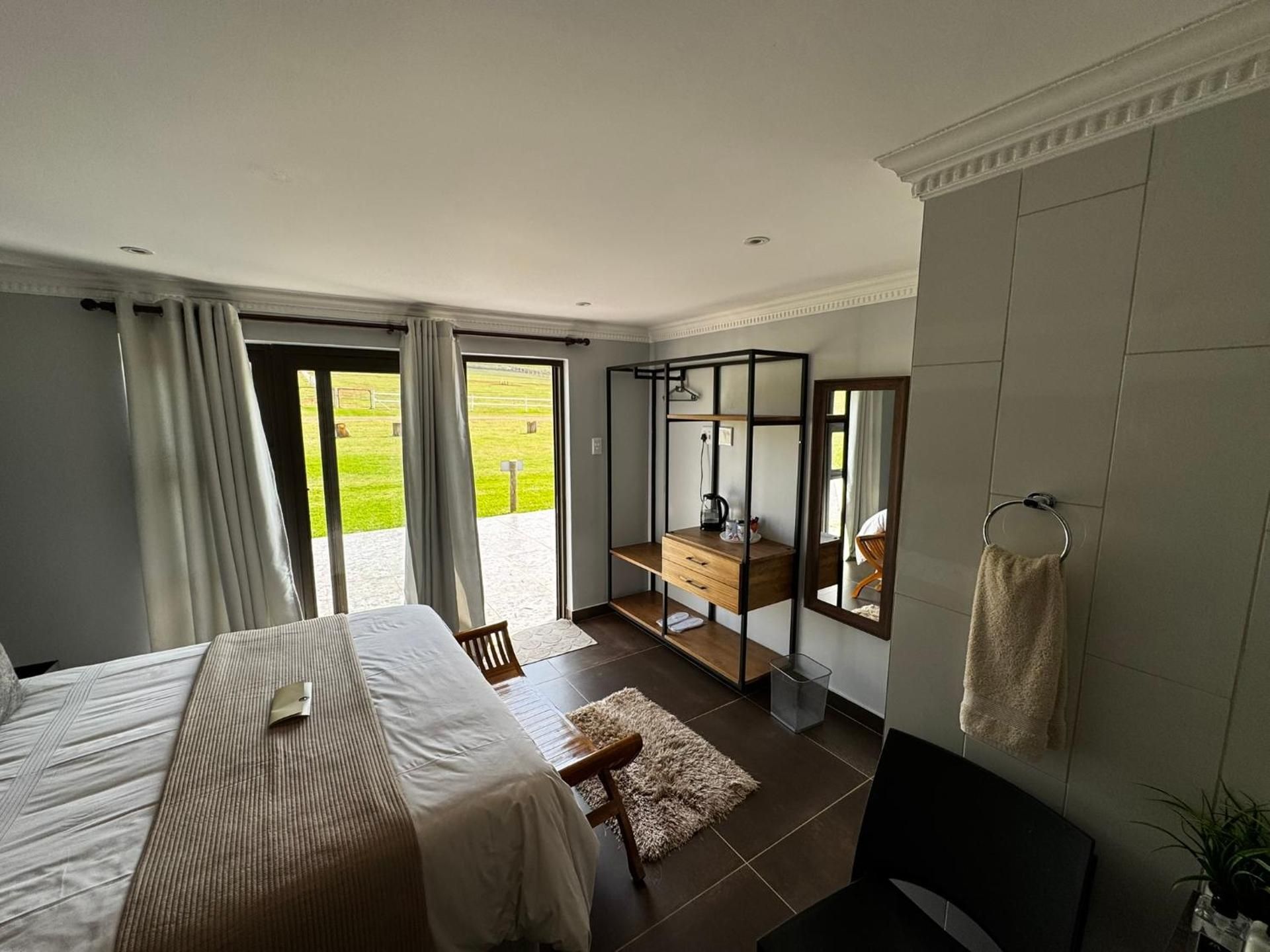 Honeymoon Queen Room