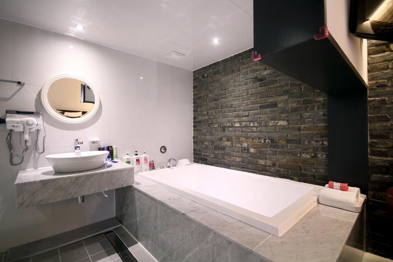 Ulsan JB Design Hotel Deluxe Twin Room 2