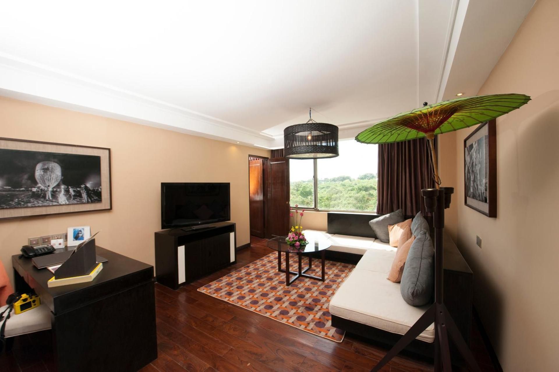 One Bedroom Suite - King