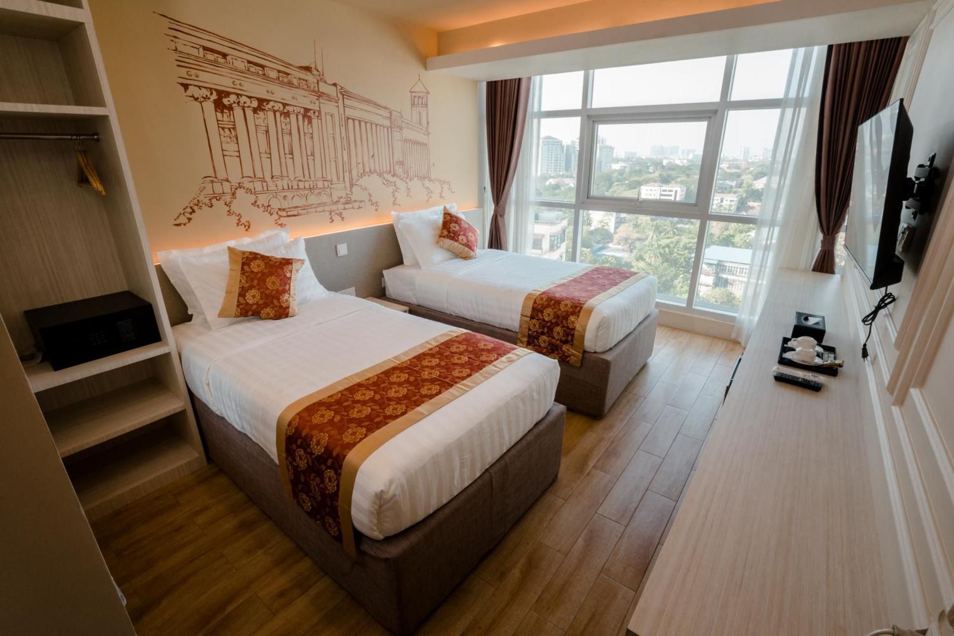 Twin Room with City View