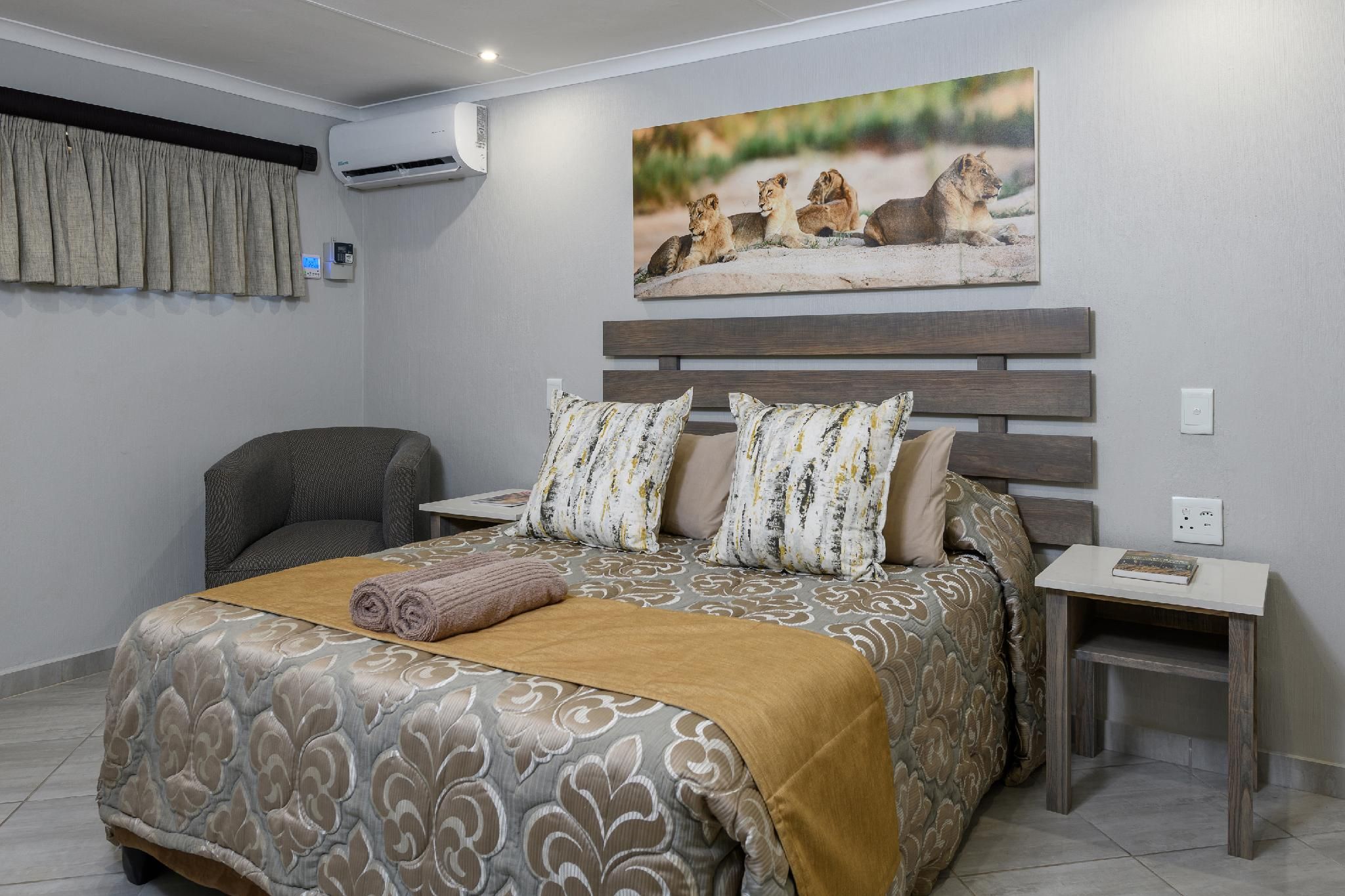 Dikhololo Superior Two Bed Apartment