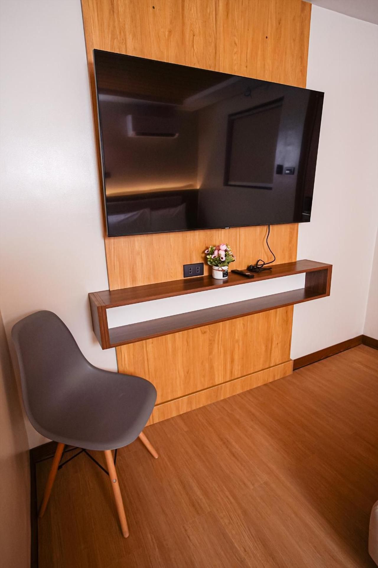 Gonzales Hotel Deluxe 3