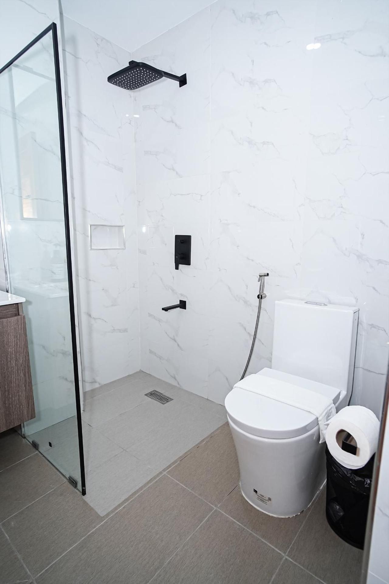 Gonzales Hotel Deluxe 2