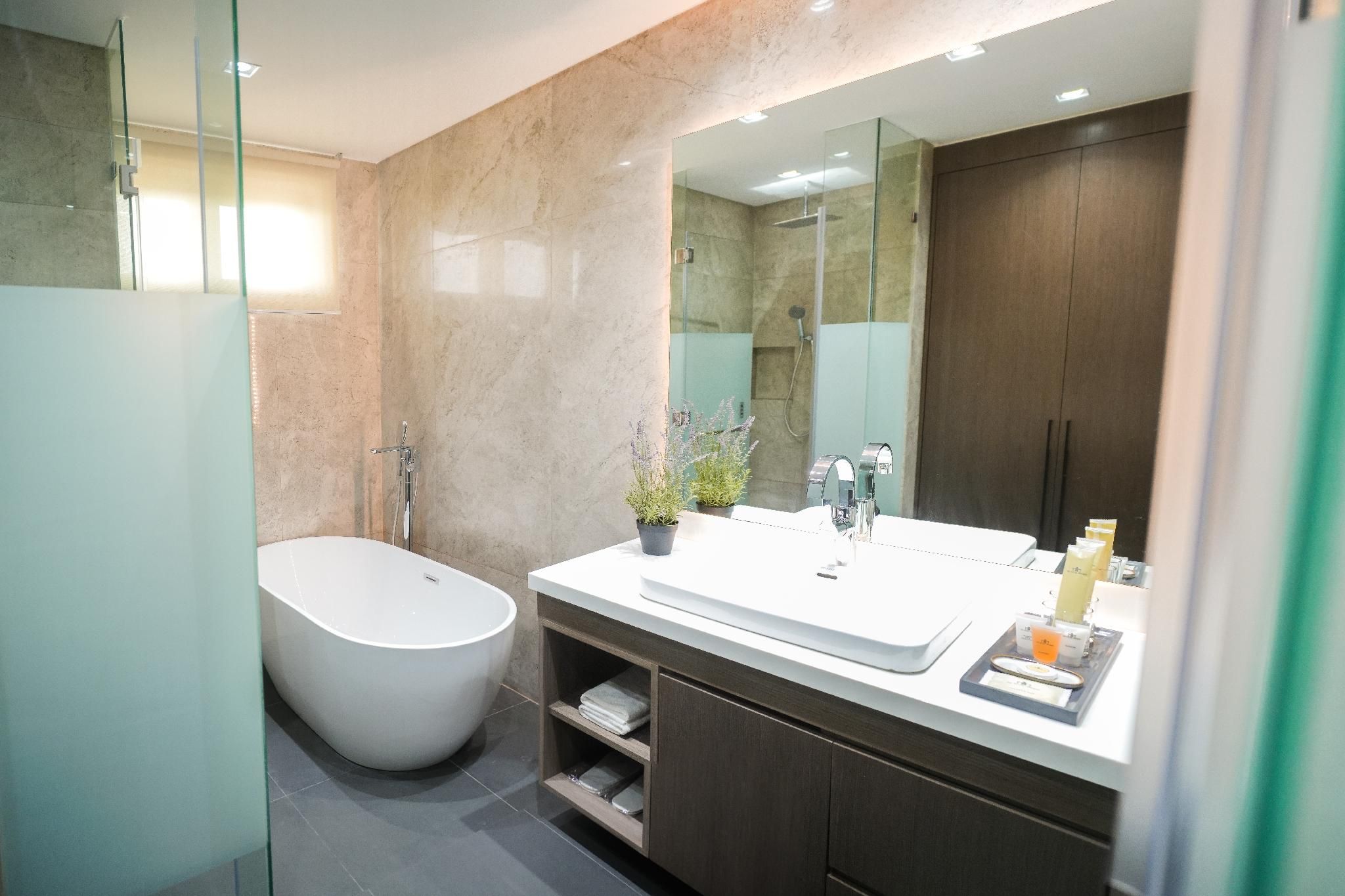 The Hotel Andrea Presidential Suite with 1 King Bed and Twin Beds 2