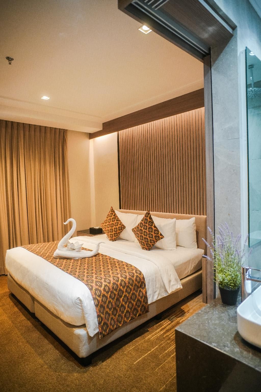 The Hotel Andrea Suite with 1 King Bed - No Smoking 2