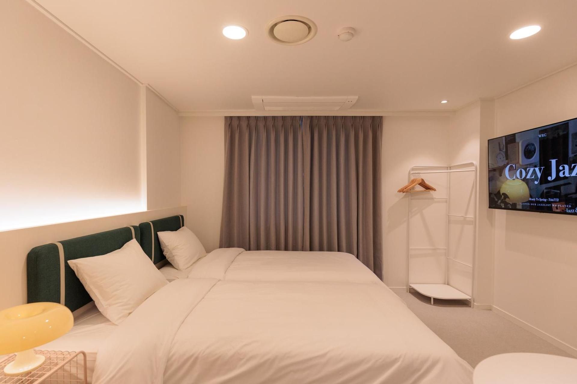 Wecostay Cheongnyangni Standard Twin Room