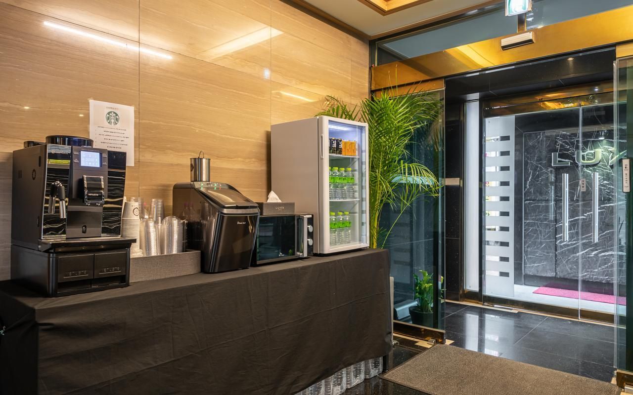 074d84b12df428bbd8b65518e5f3b82d