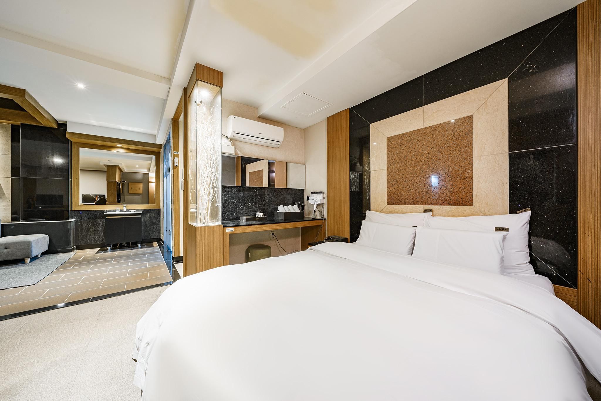 2fe3eaf12994611e87ed89ae9e1a2e51