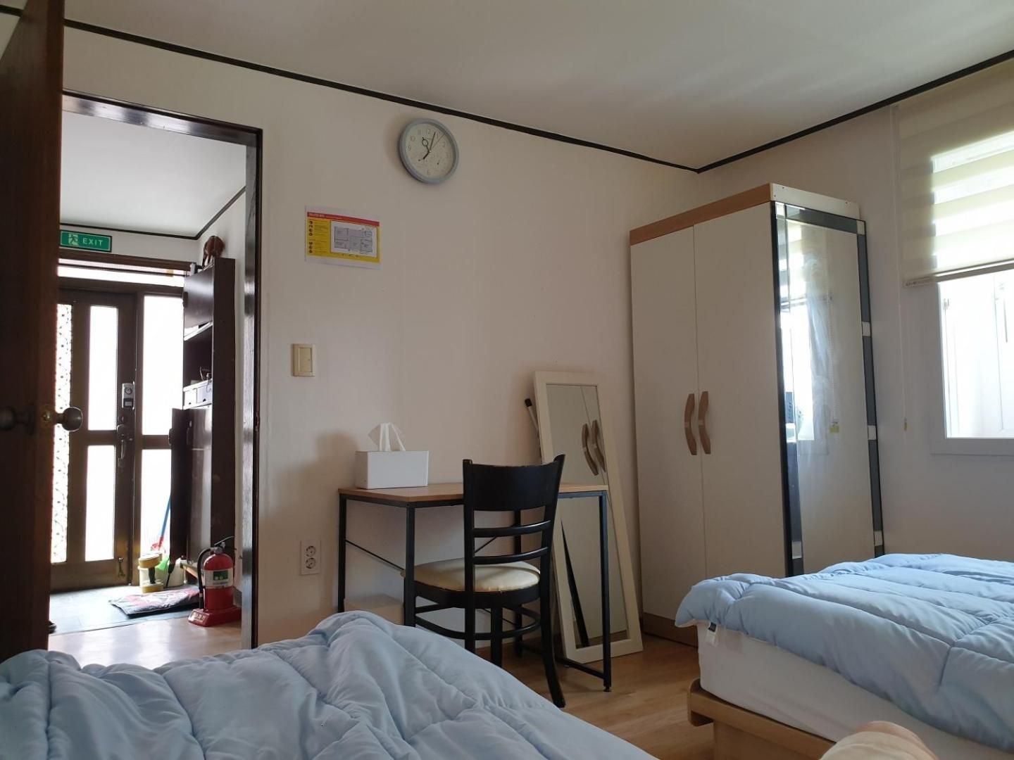 Twin Room Shared Bathroom