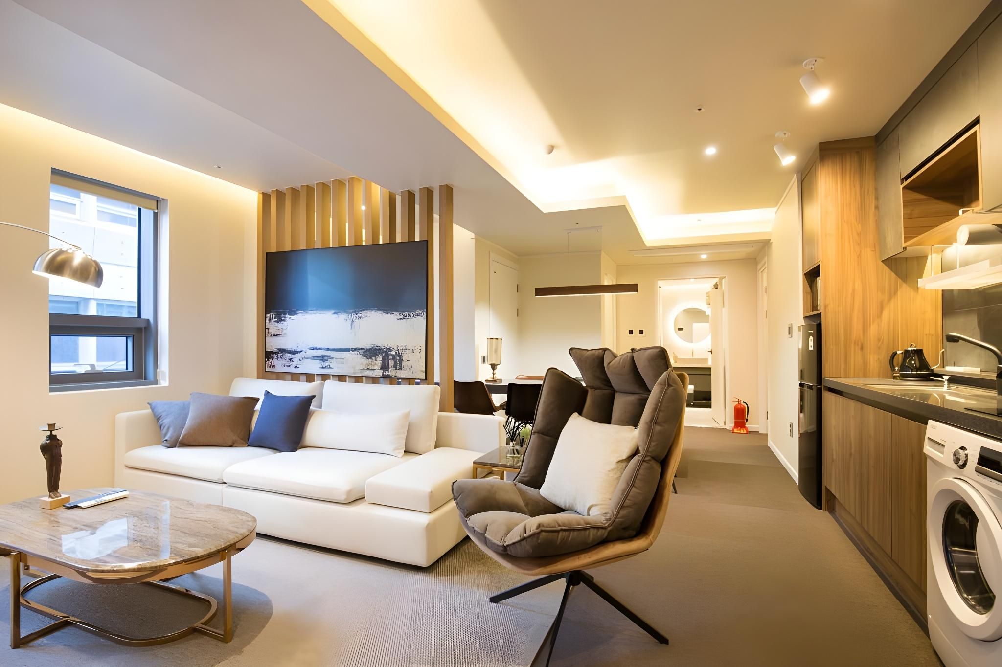 Annex Building Family Suite - Randomly Assigned