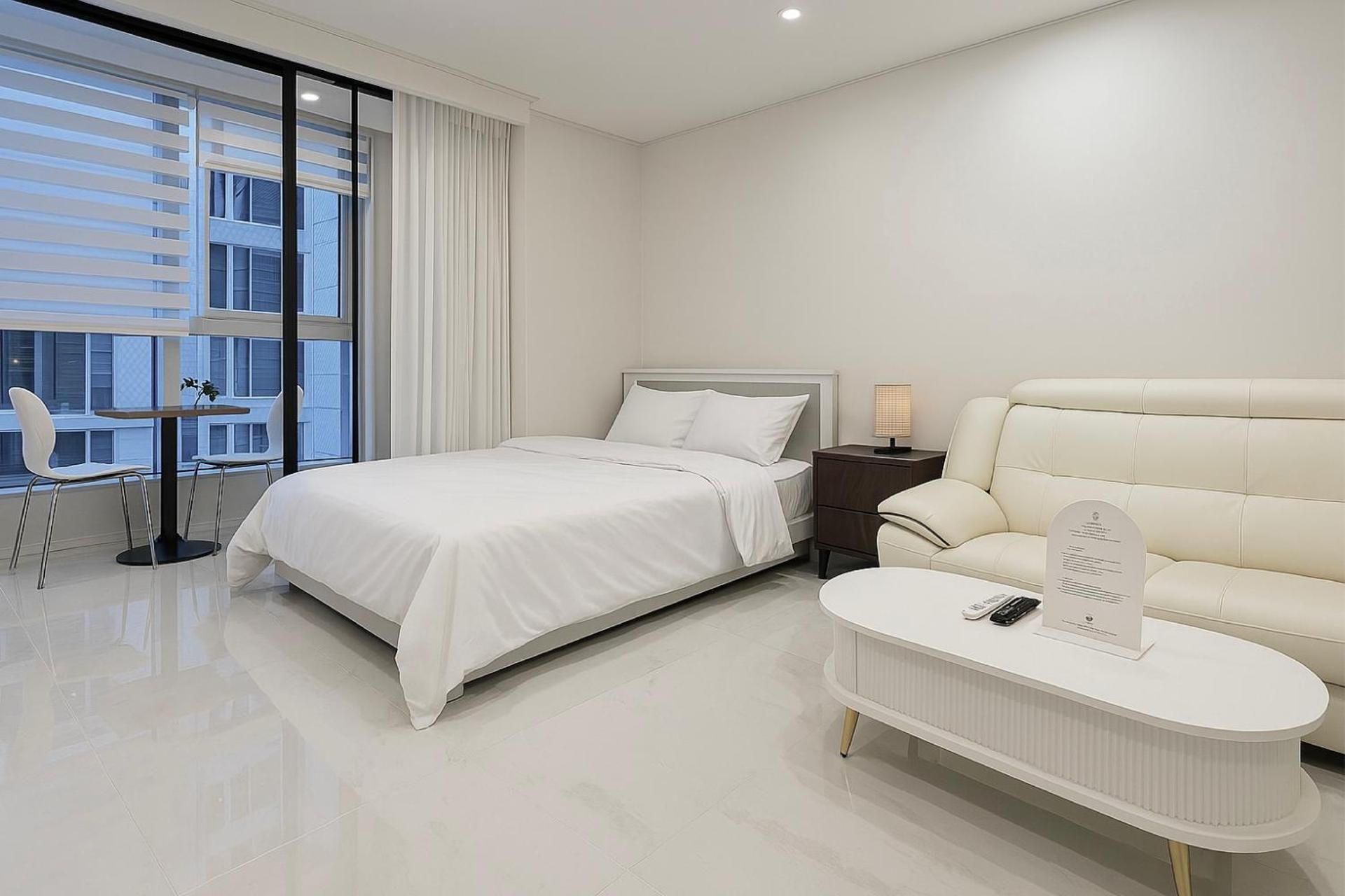 STAY-G E(DOUBLE BED)