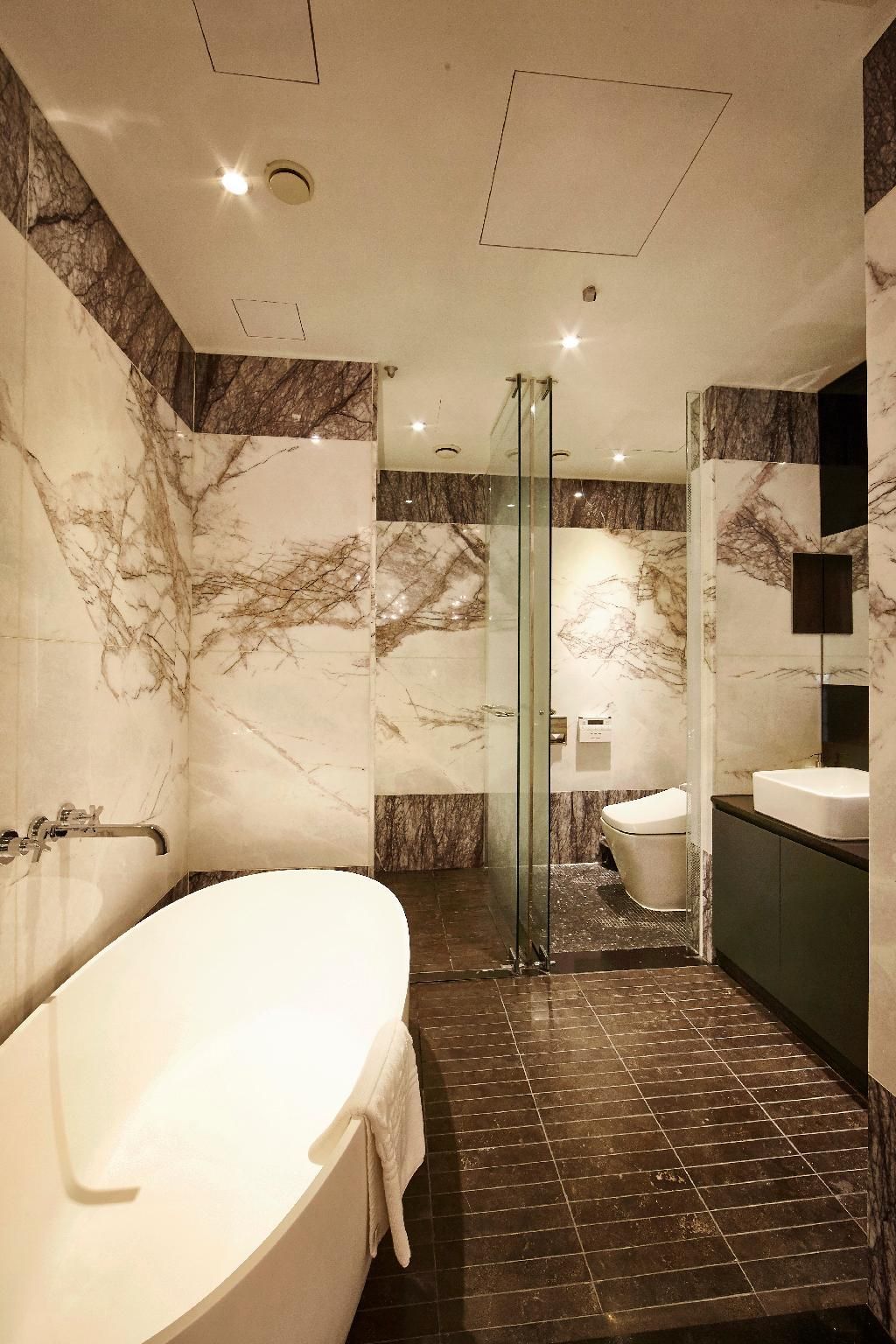 Deluxe Room - No Parking Included