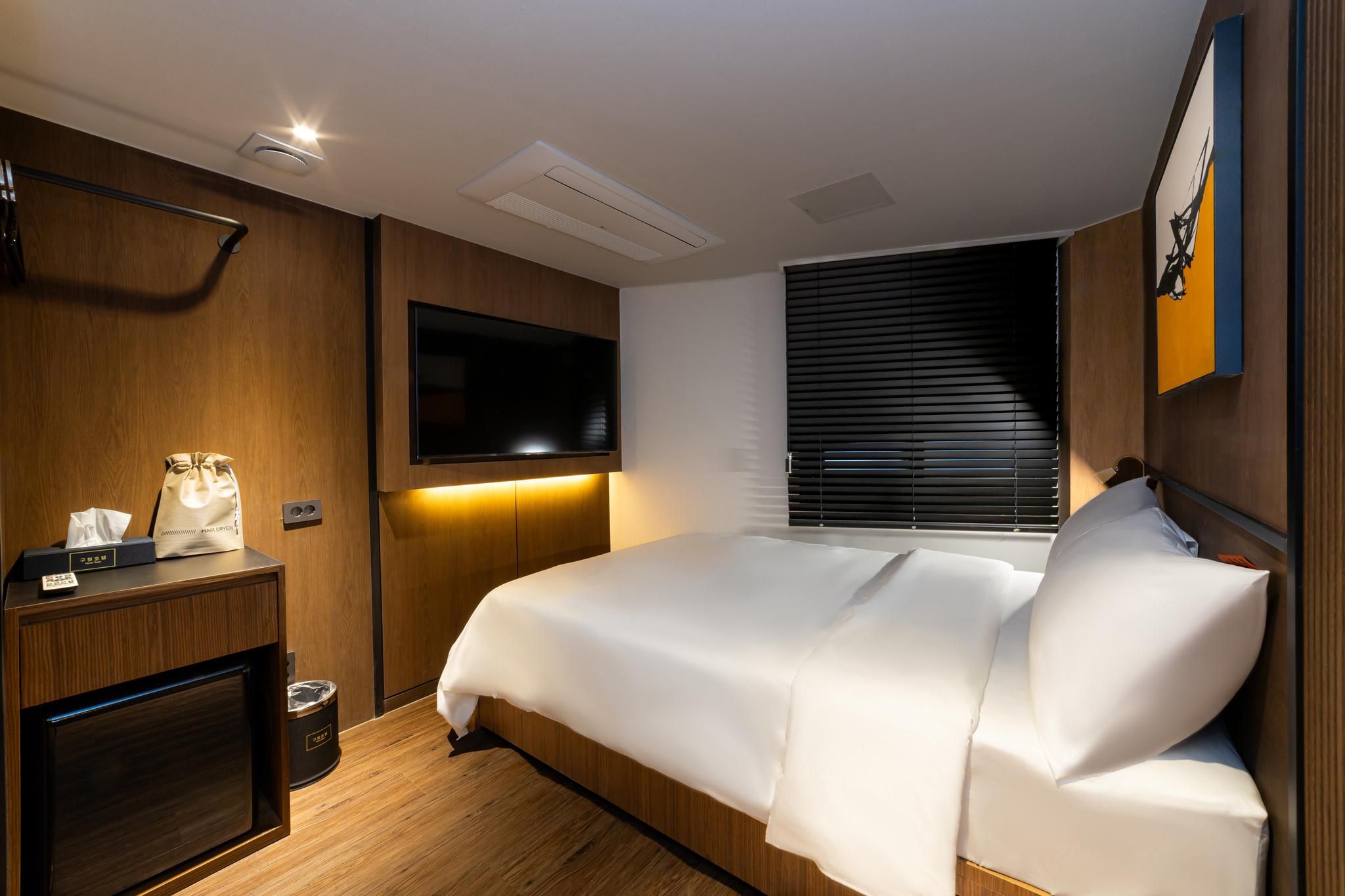 HOTEL SEPT. JONGNO Standard Double 2