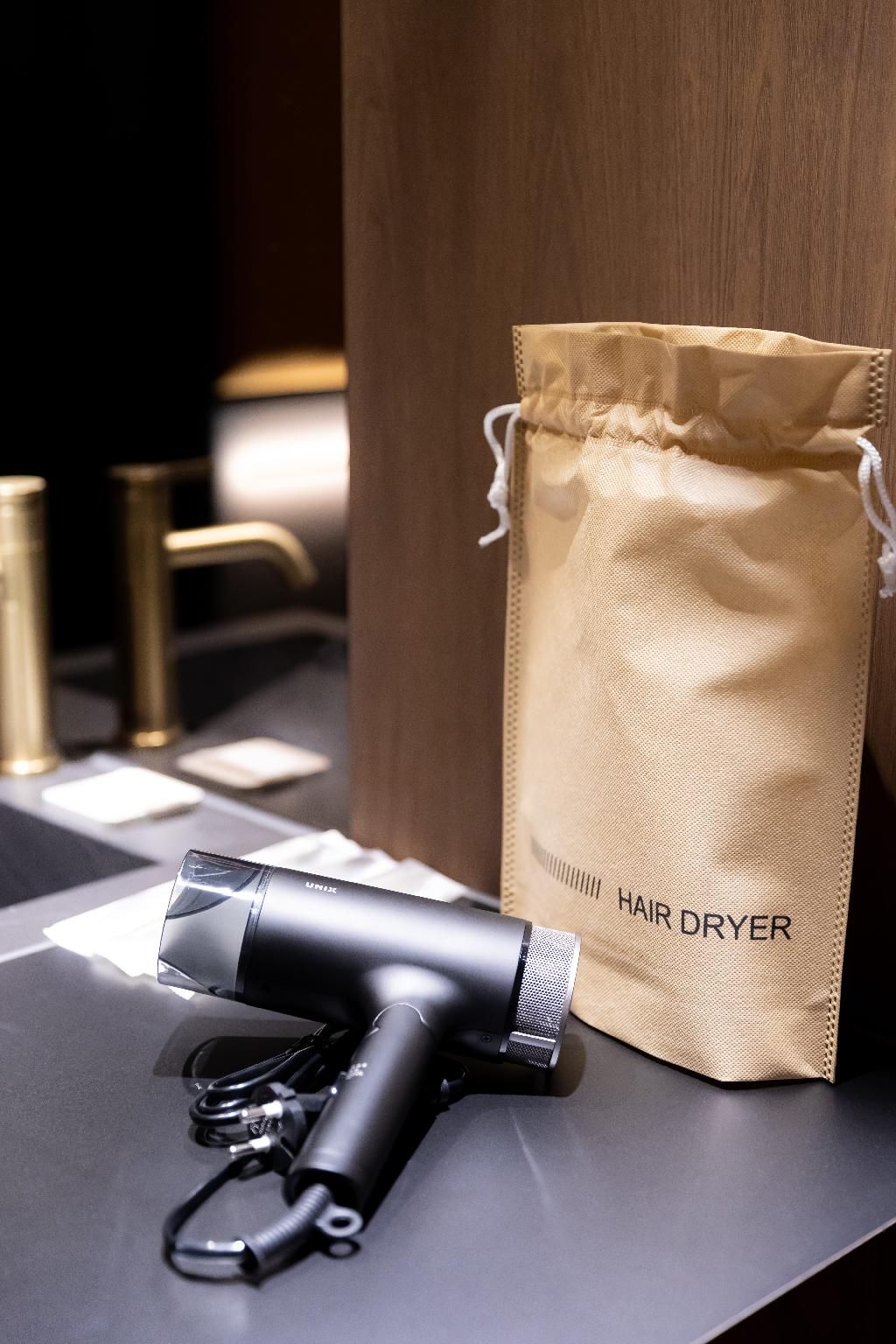 amenity (guest room)