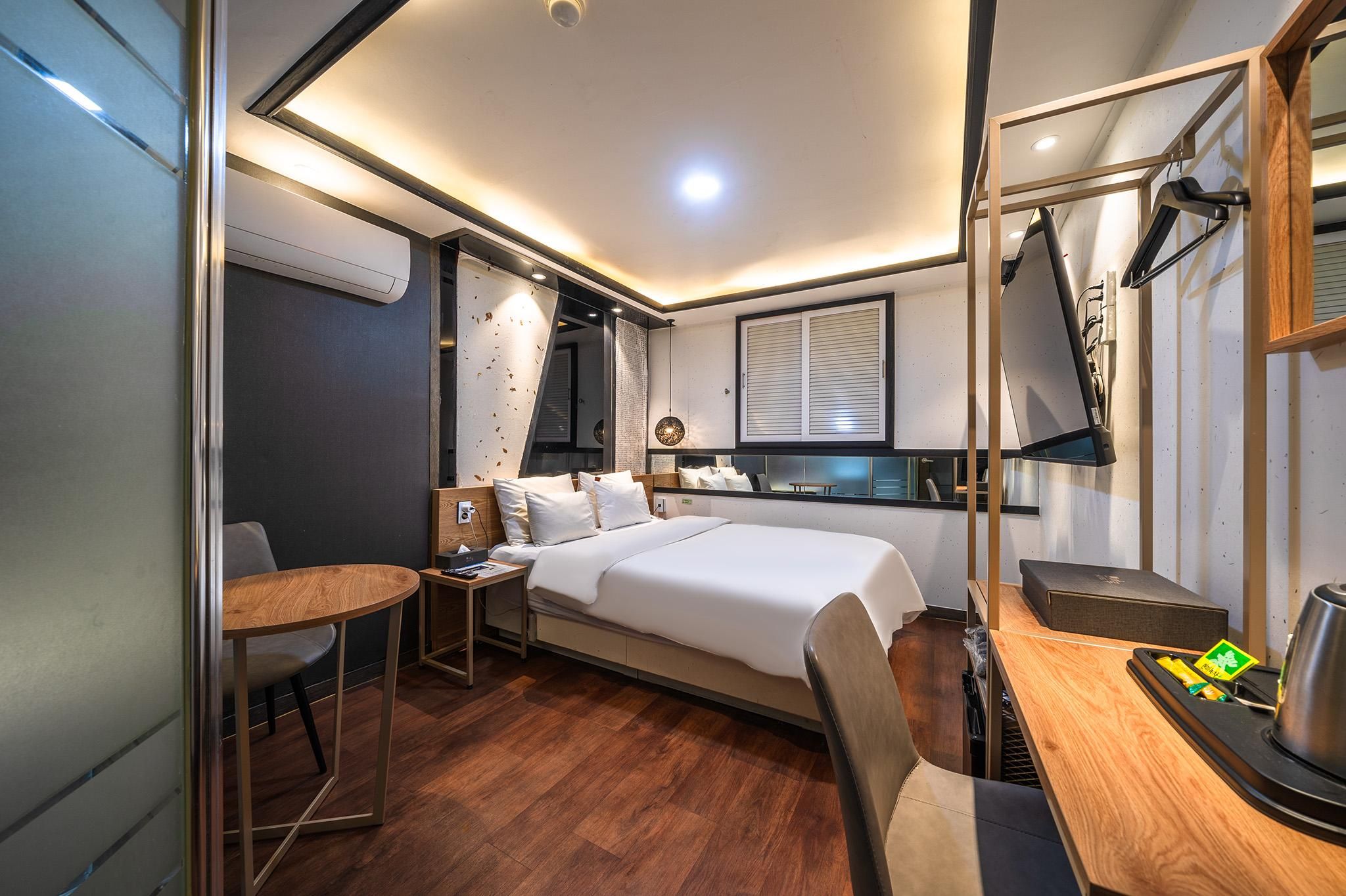 372a3031a4f946ef32b5afdc6ac98e56