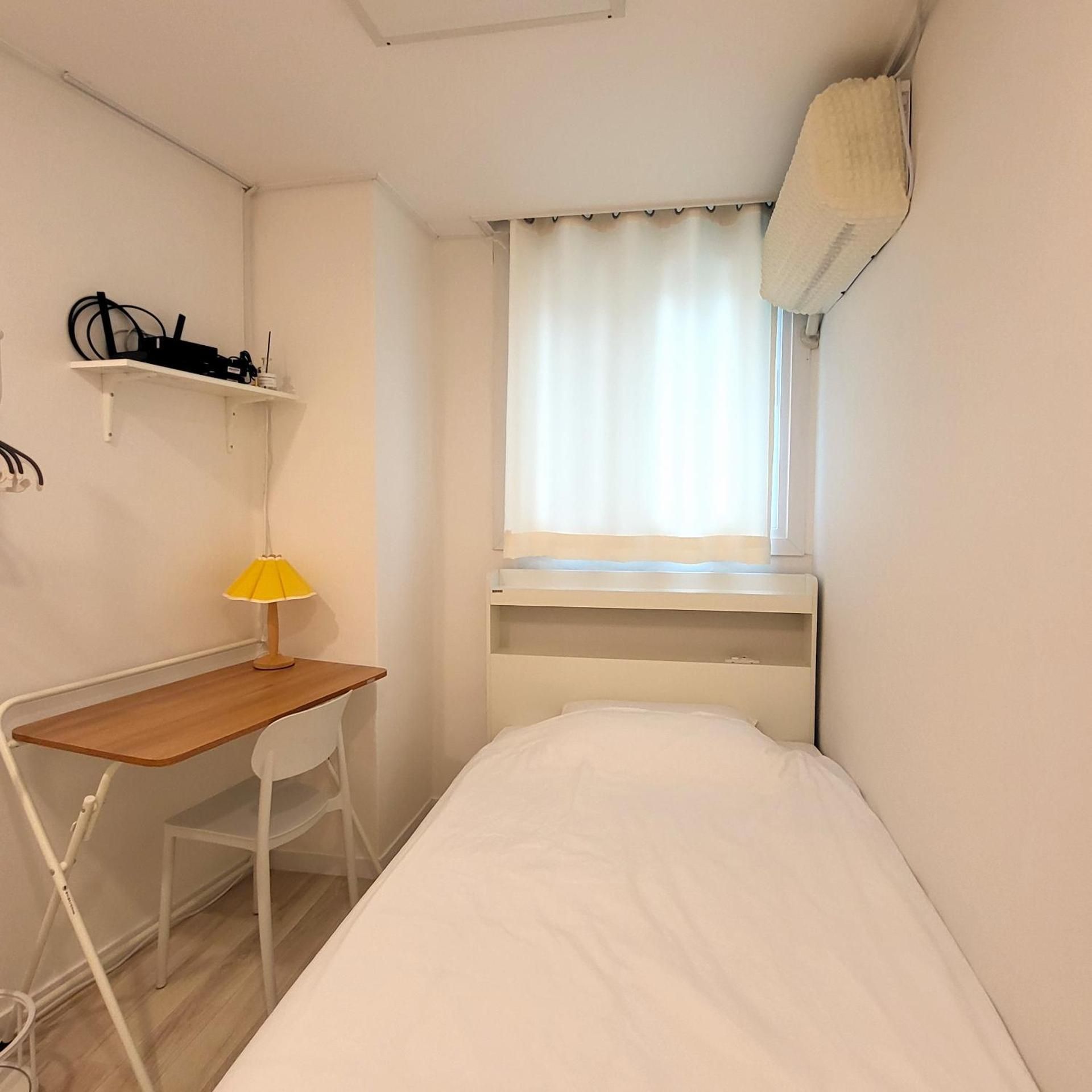 Humming stay Single Room With Private Bathroom 2