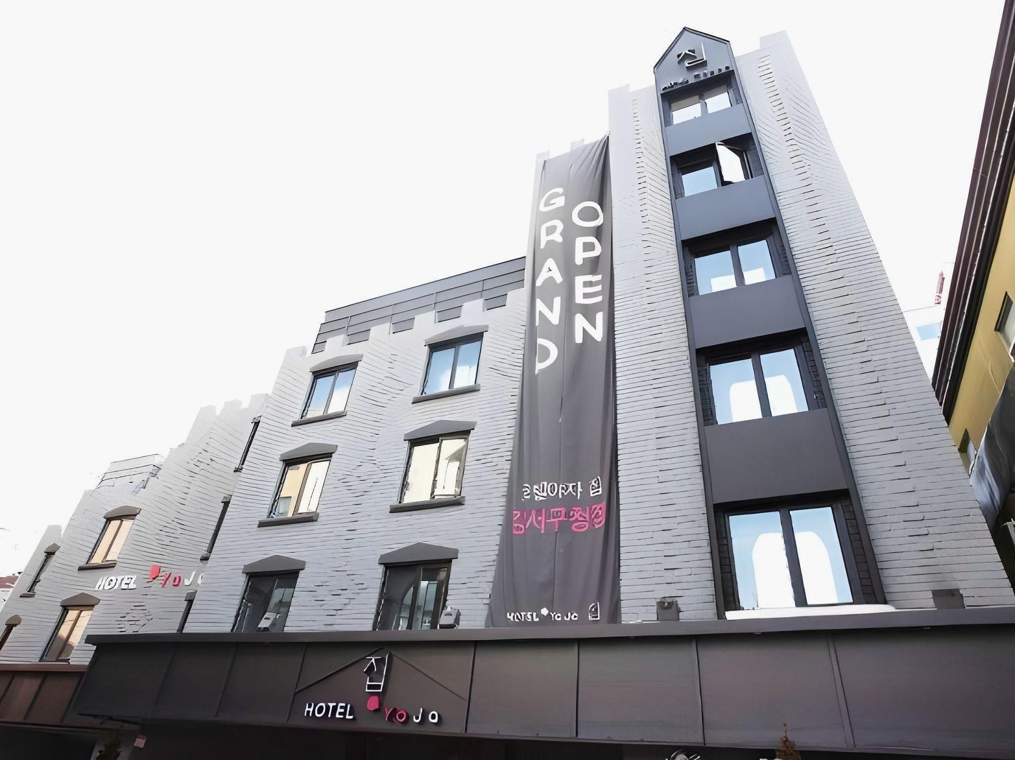 Hotel YAJA Gangseogu Office Branch