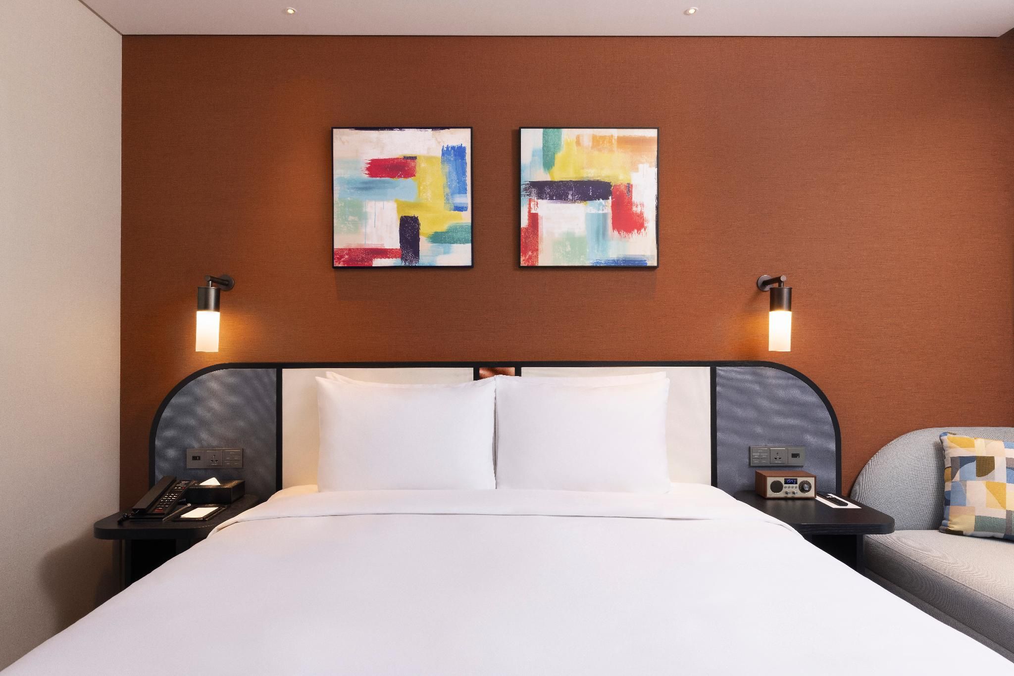 Superior Room with 1 King Size Bed