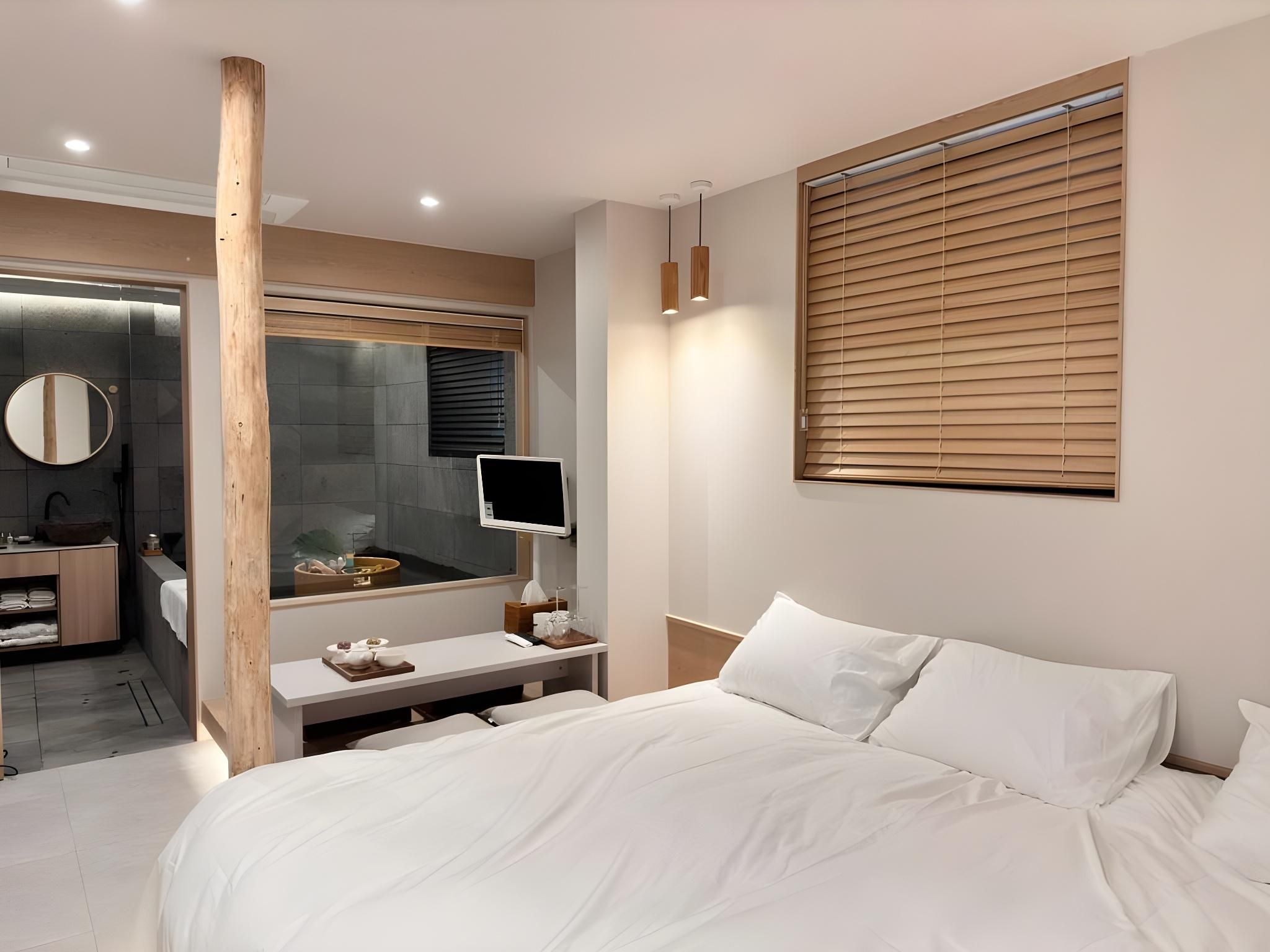 201 Jongdal + Breakfast, Dinner Pkg (2 People)